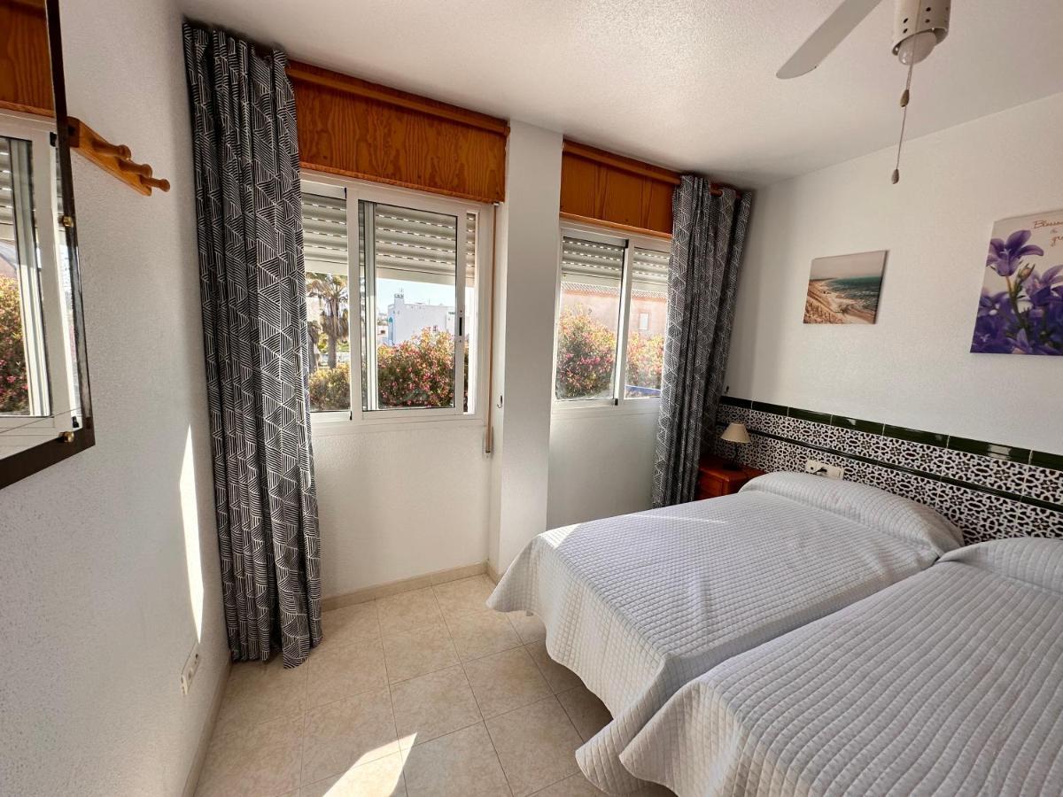 La Vela Playa 2 Apartment *