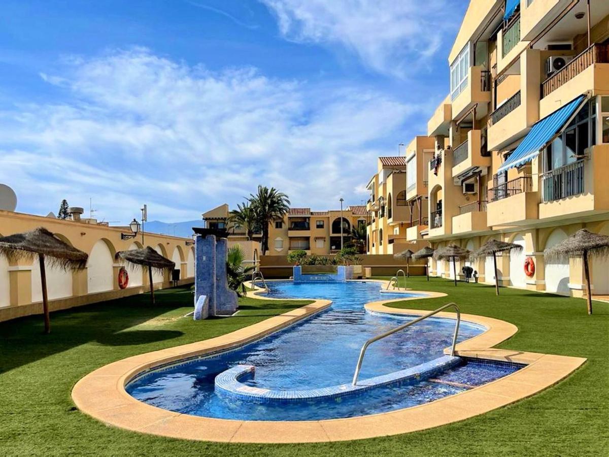 Apartamento Beautiful In With Shared Pool
