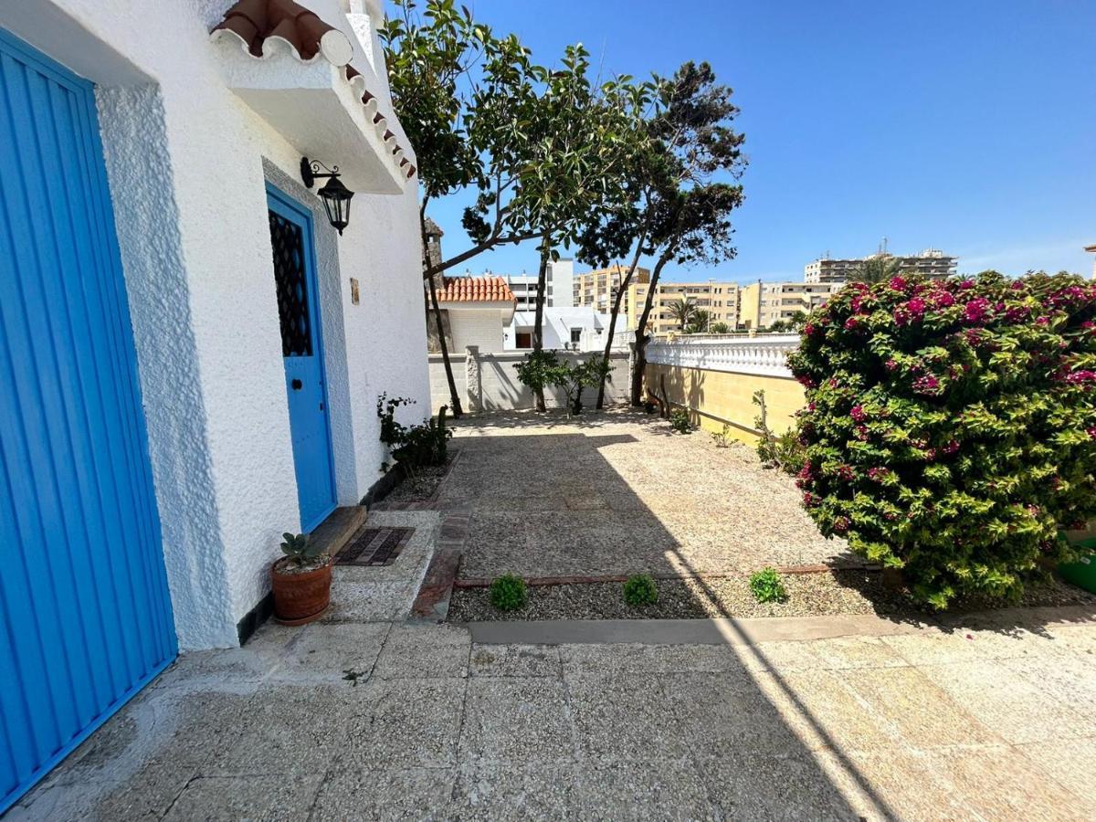 Casa Manuela Frente Al Mar * Roquetas de Mar