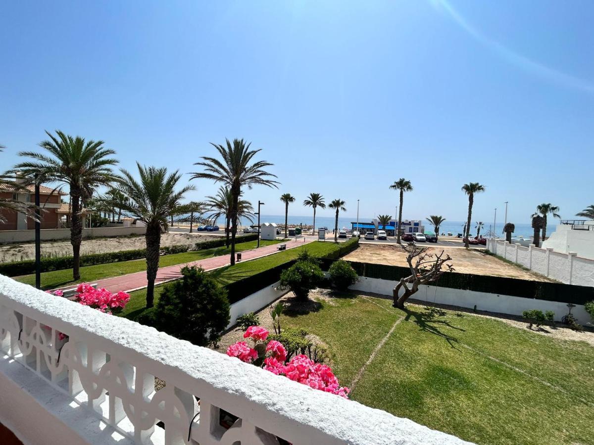 Сasa de vacaciones Casa Manuela Frente Al Mar Roquetas de Mar