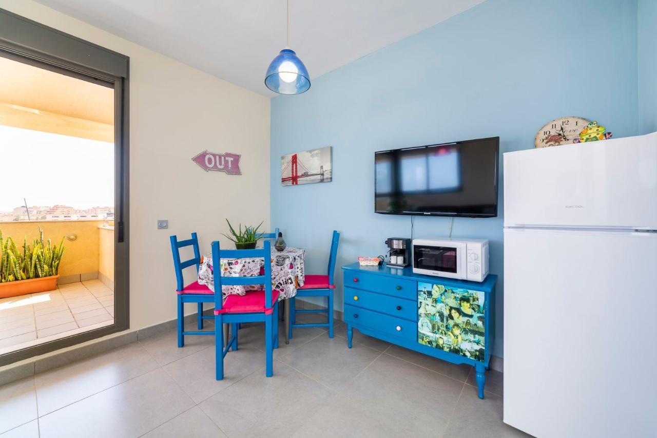 Bed & Breakfast Atico Dentro De Casa Privada *