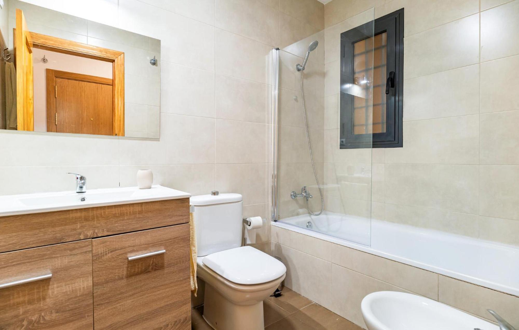1 Bedroom Gorgeous In *