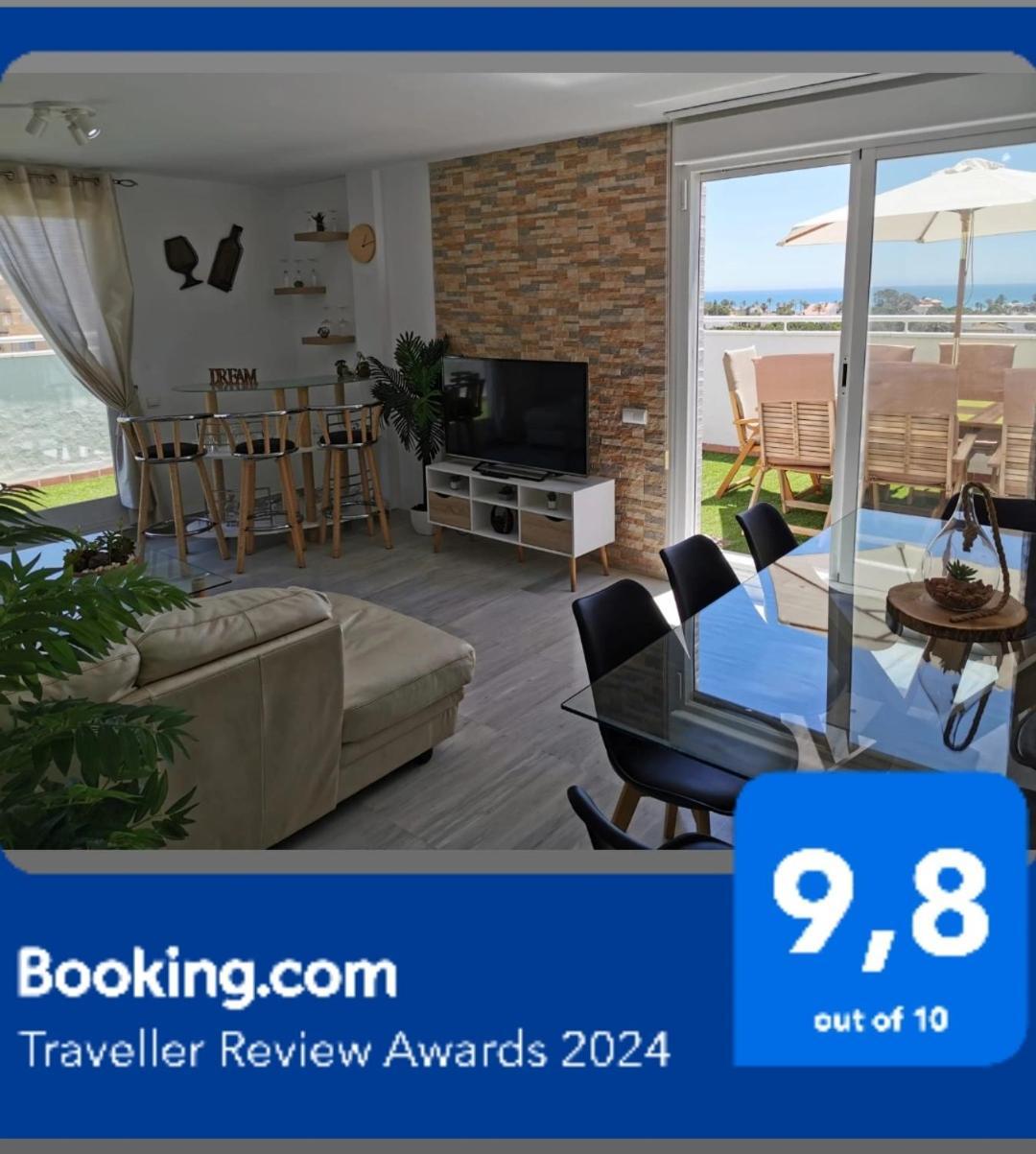 ático 4 Dormitorios Cerca De La Playa Con Gran Terraza Y 2 Parkings Roquetas de Mar