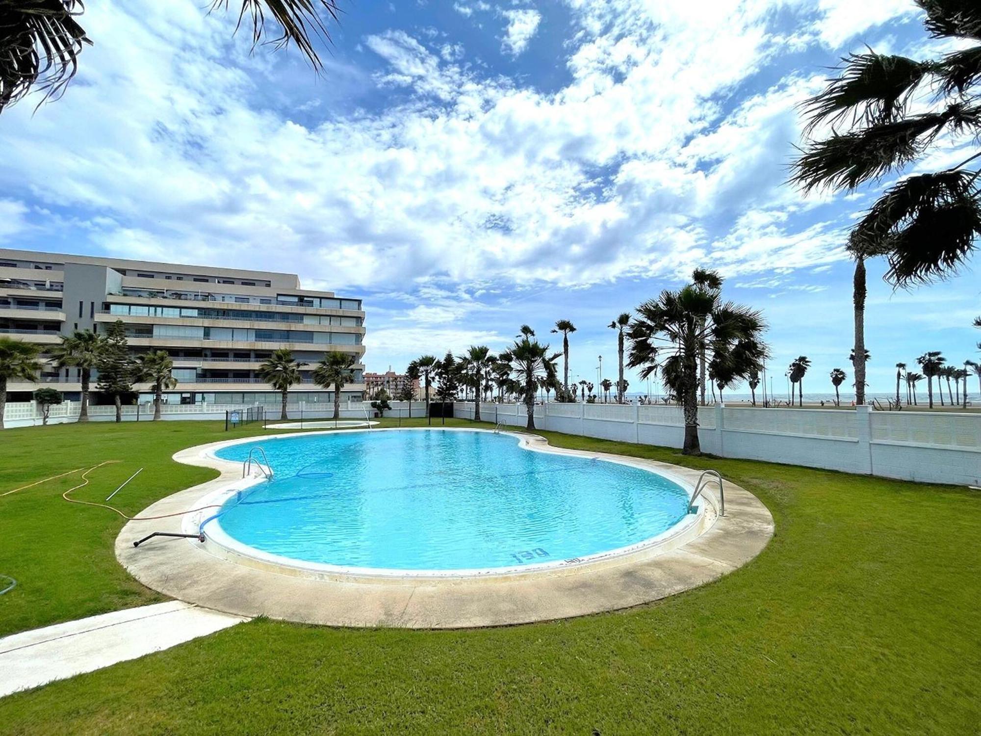 Playa Serena With Private Terrace In Front Of Sea Apartamento *