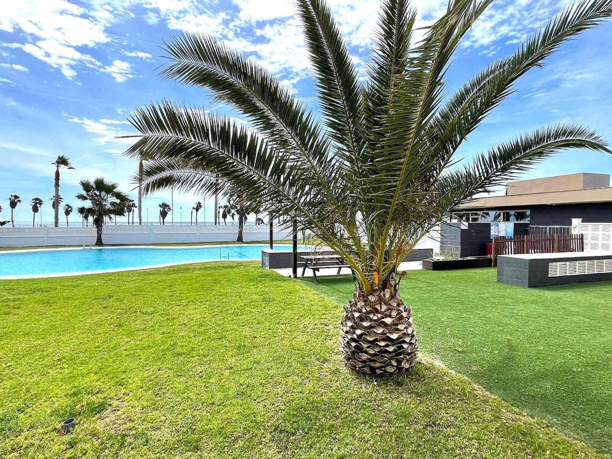 Playa Serena With Private Terrace In Front Of Sea Apartamento