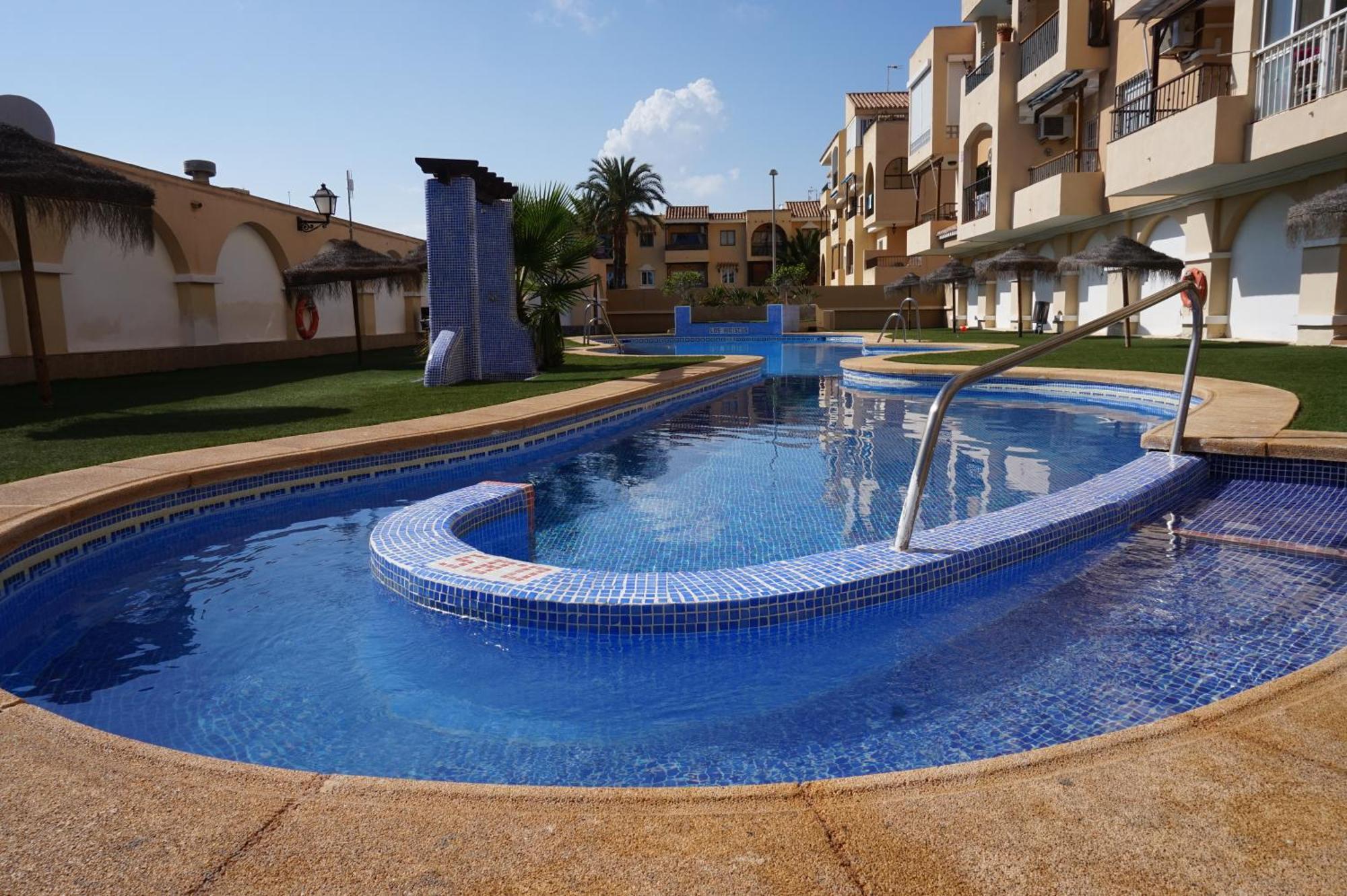 Vintage - Hibiscus Penthouse Roquetas de Mar