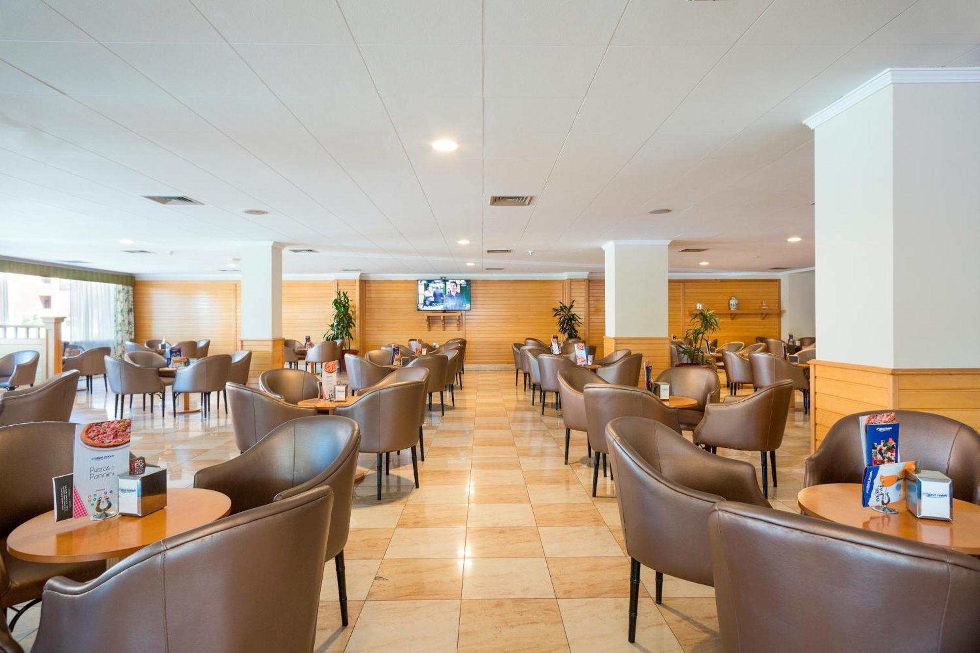 Roquetas Hotel