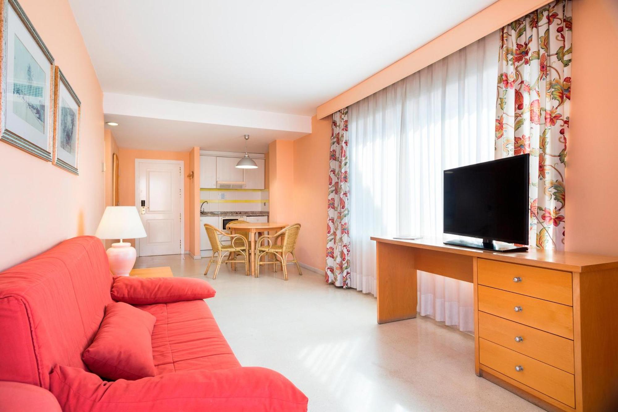 Hotel Roquetas 4*