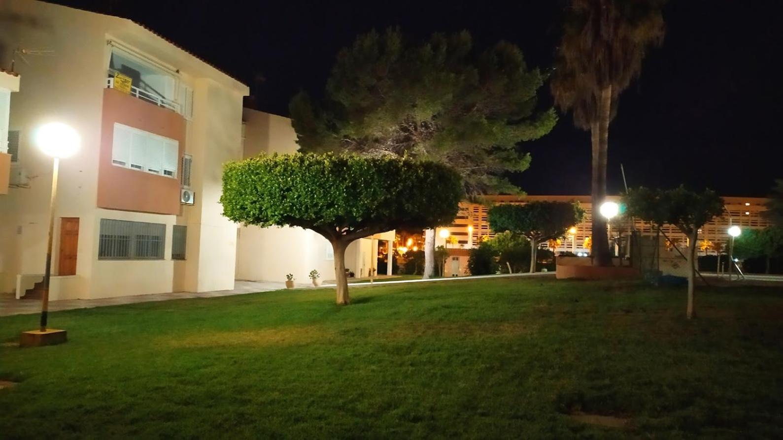 Coqueto Con Terraza En La Playa Apartamento *