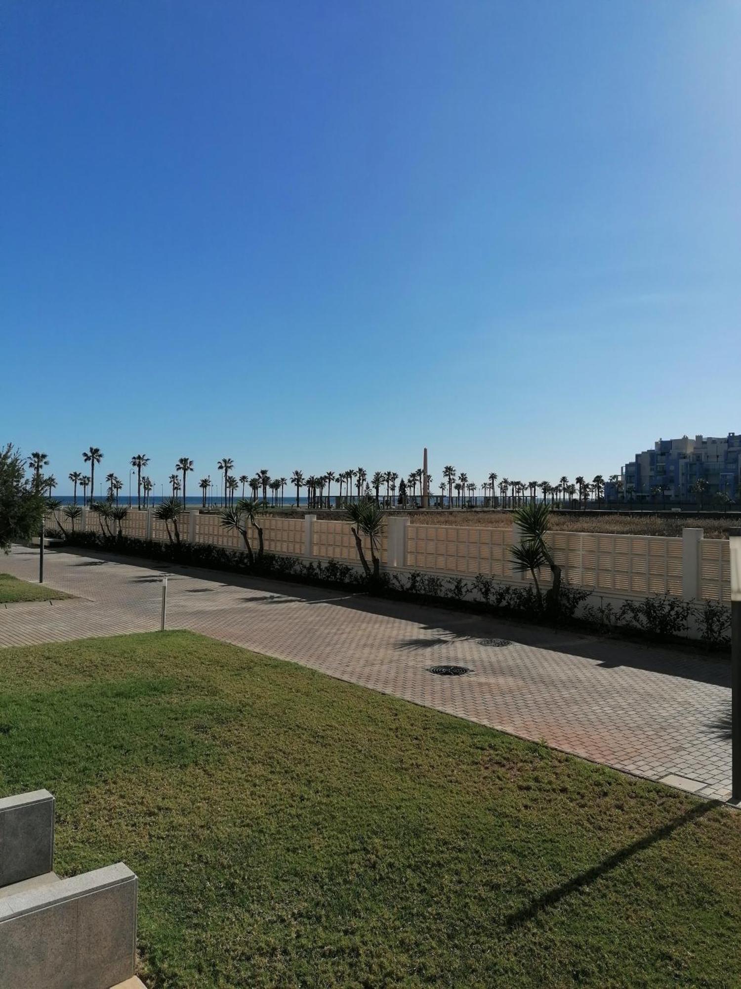 Sybarix Beach: 1ª Linea De Playa Apartamento