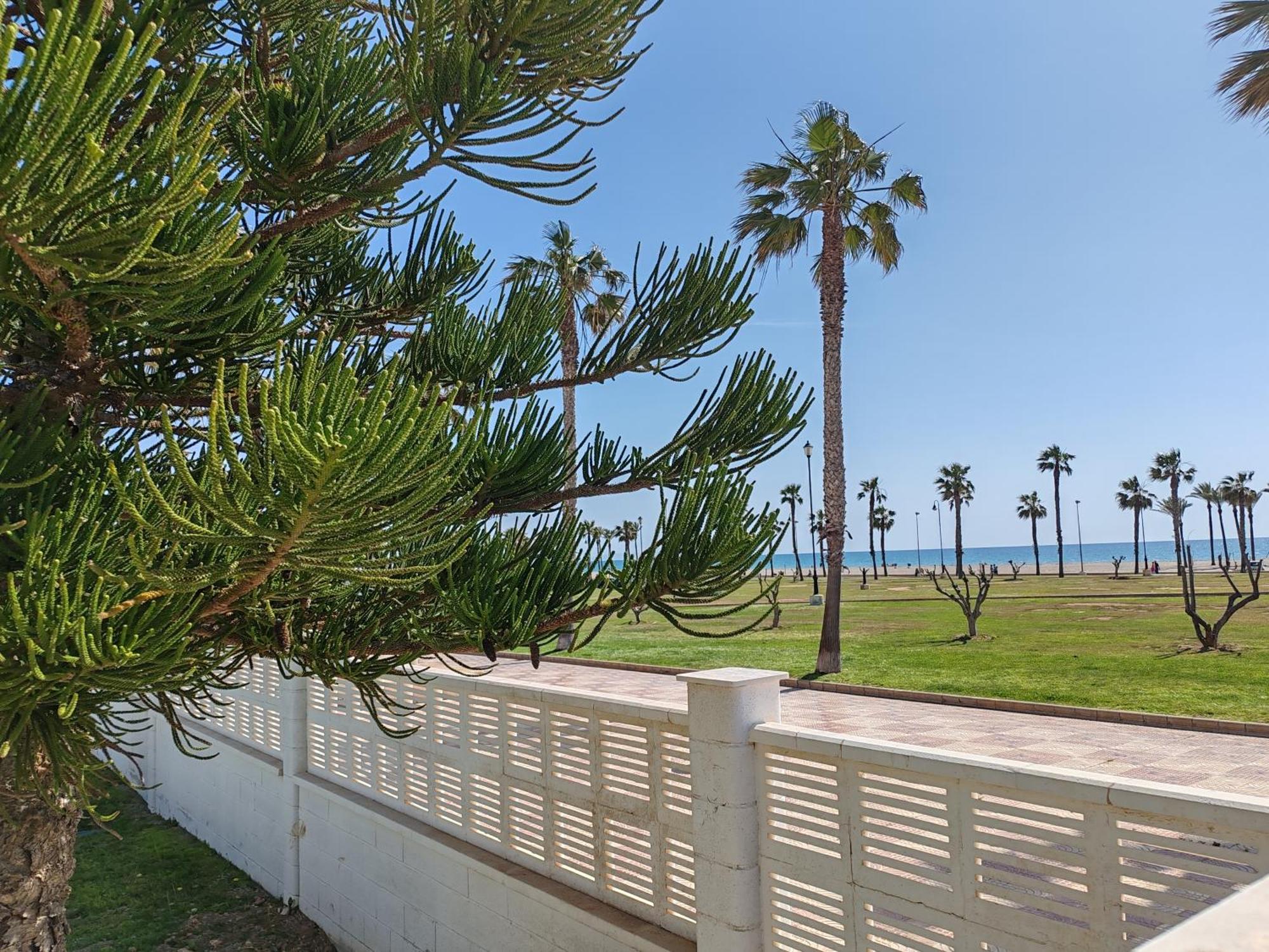 Apartamento Sybarix Beach: 1ª Linea De Playa