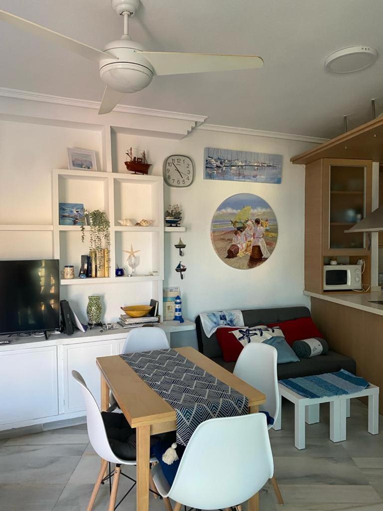 Apartamento A Pie De Playa Apartment