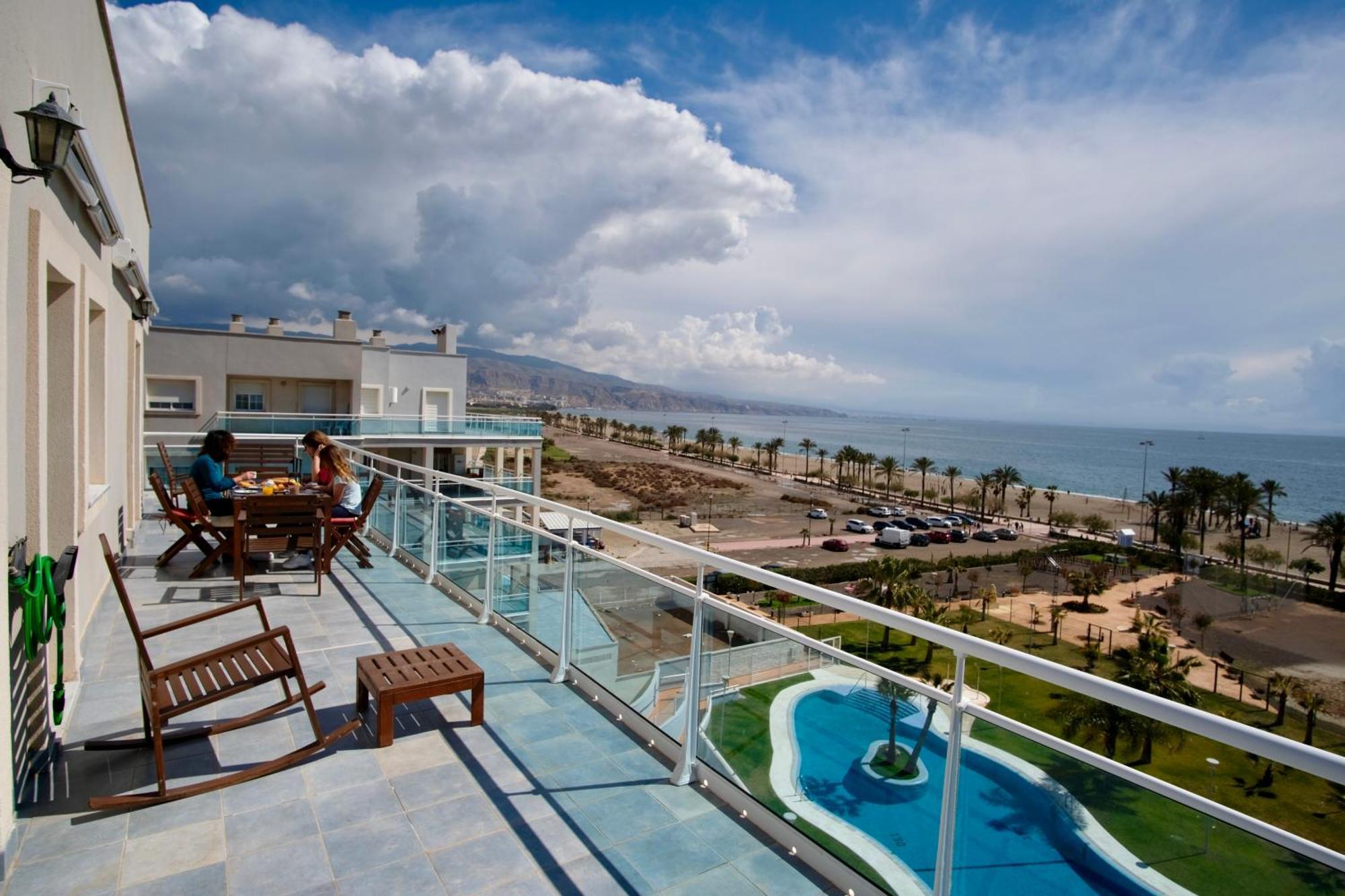 Seafront Penthouse Almeria *
