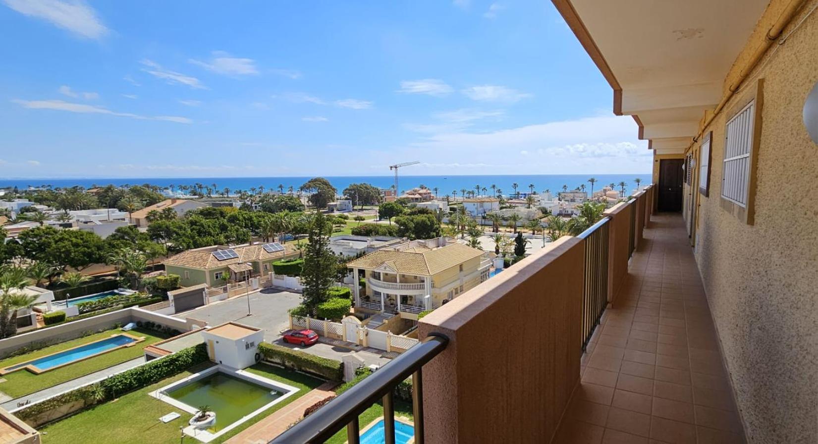 Pequeno Apartamento Con Vistas Al Mar * Roquetas de Mar
