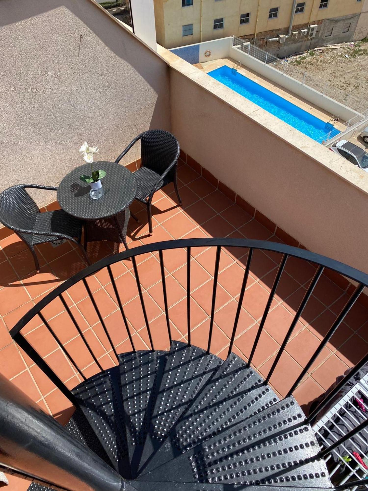 Magnifico Atico Con Vistas Al Mar Y Piscina De 1 Dormitorio Con Solarium, Wifi, Netfix Apartamento