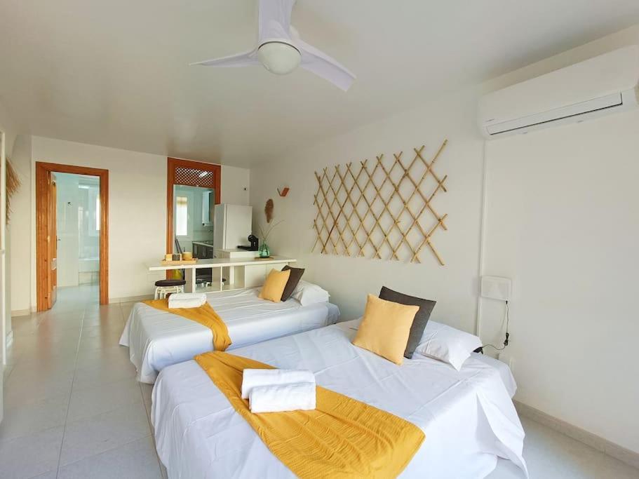 Apartamento Apto Roquetas Con Terraza, A 1min De La Playa, Garaje Y Piscina