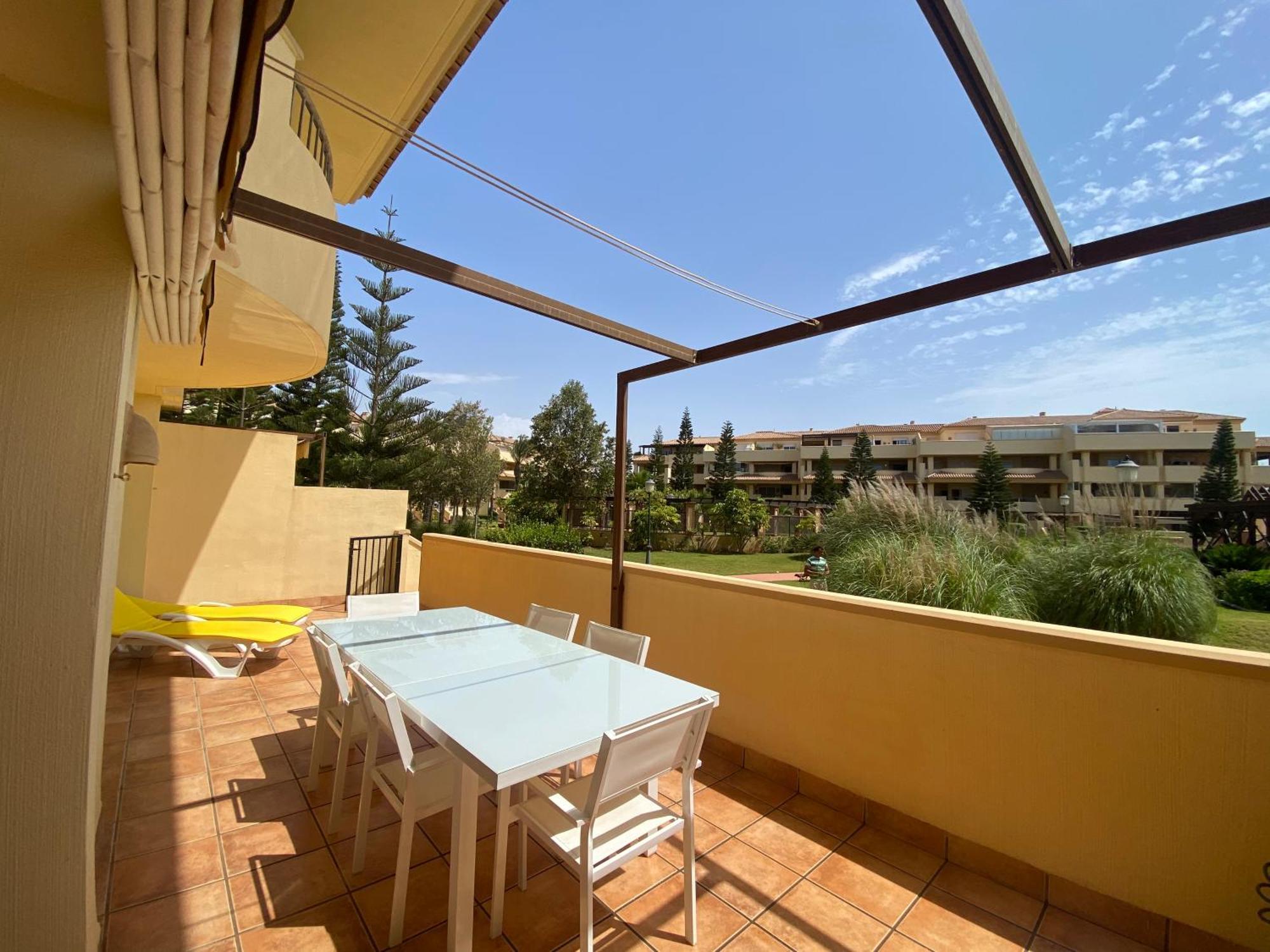Apartment Victor Romana *