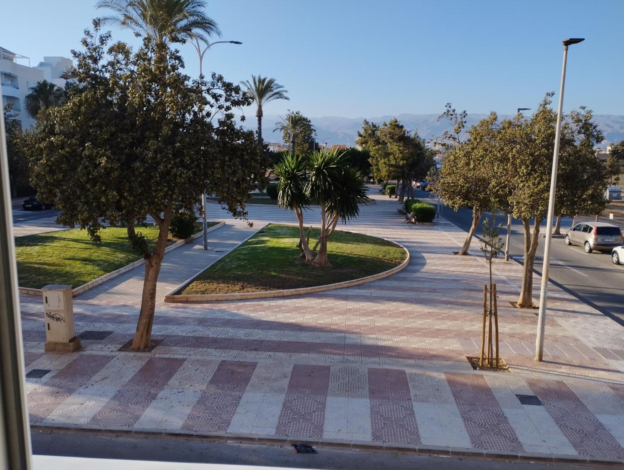 Duplex Junto A La Playa Сasa de vacaciones Roquetas de Mar