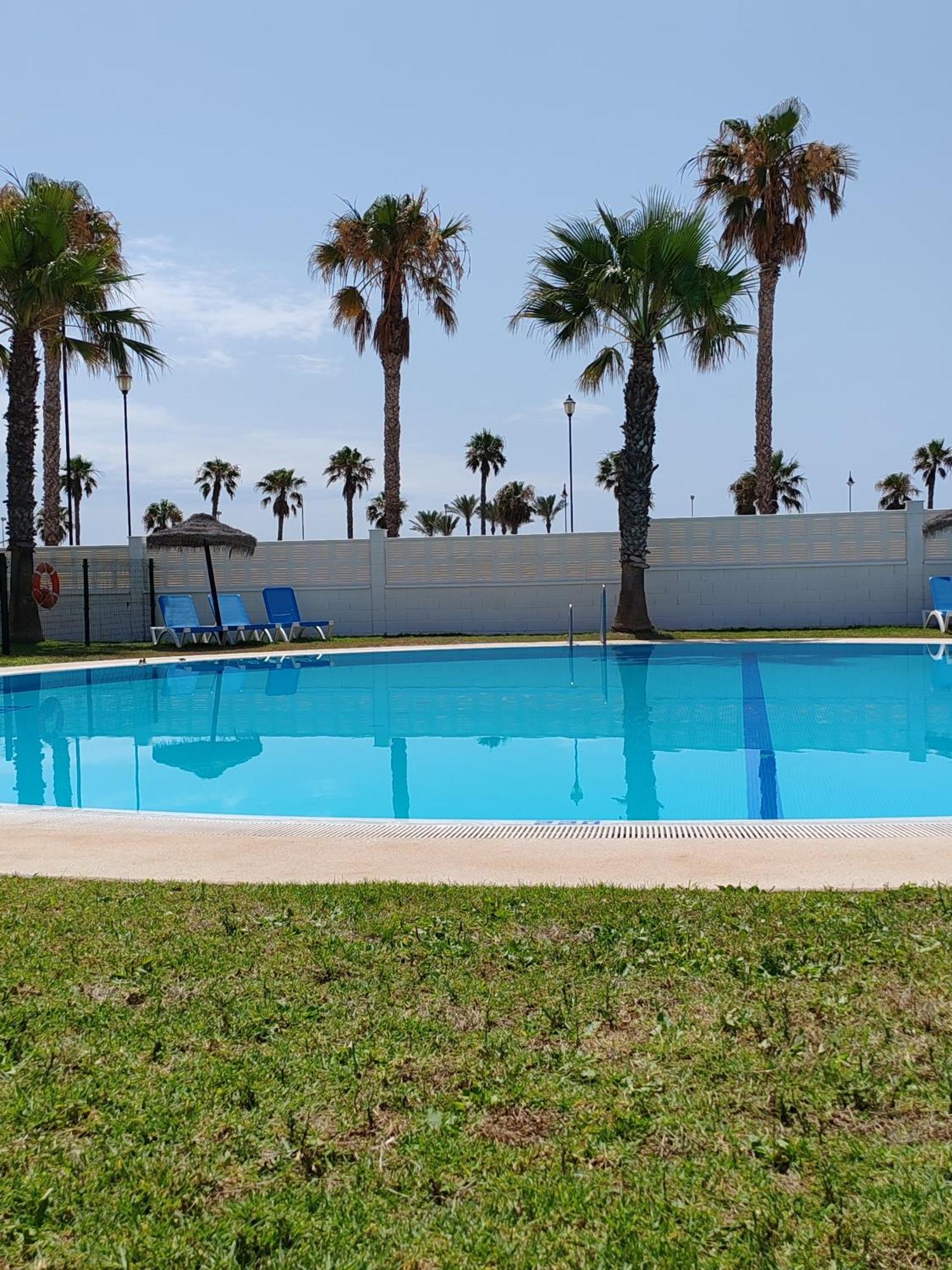 Sybarix Beach: 1ª Linea De Playa Apartamento
