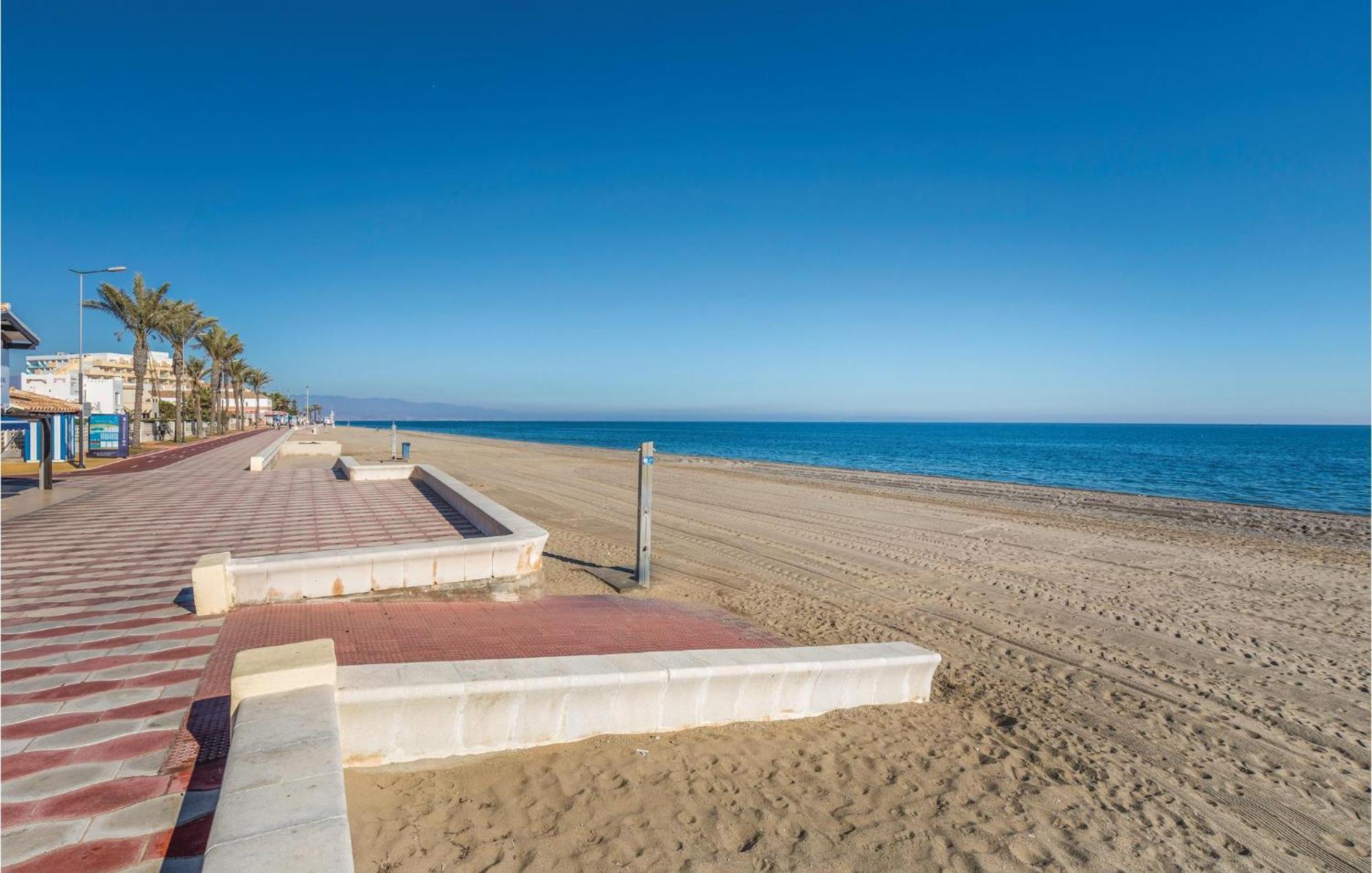 One-bedroom In Roquetas de Mar