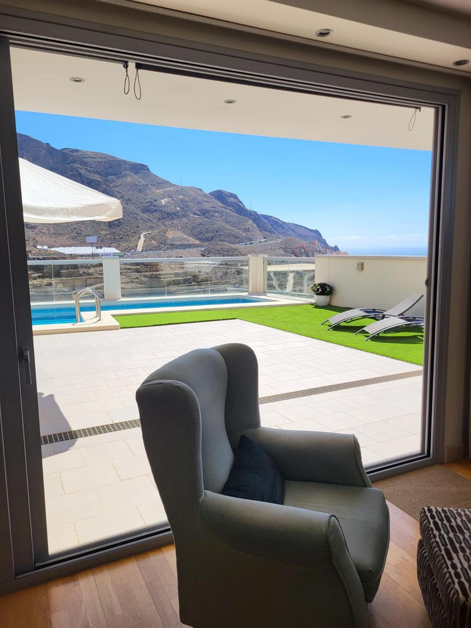Bonita Vivienda Pareada Con Piscina Privada Сasa de vacaciones *