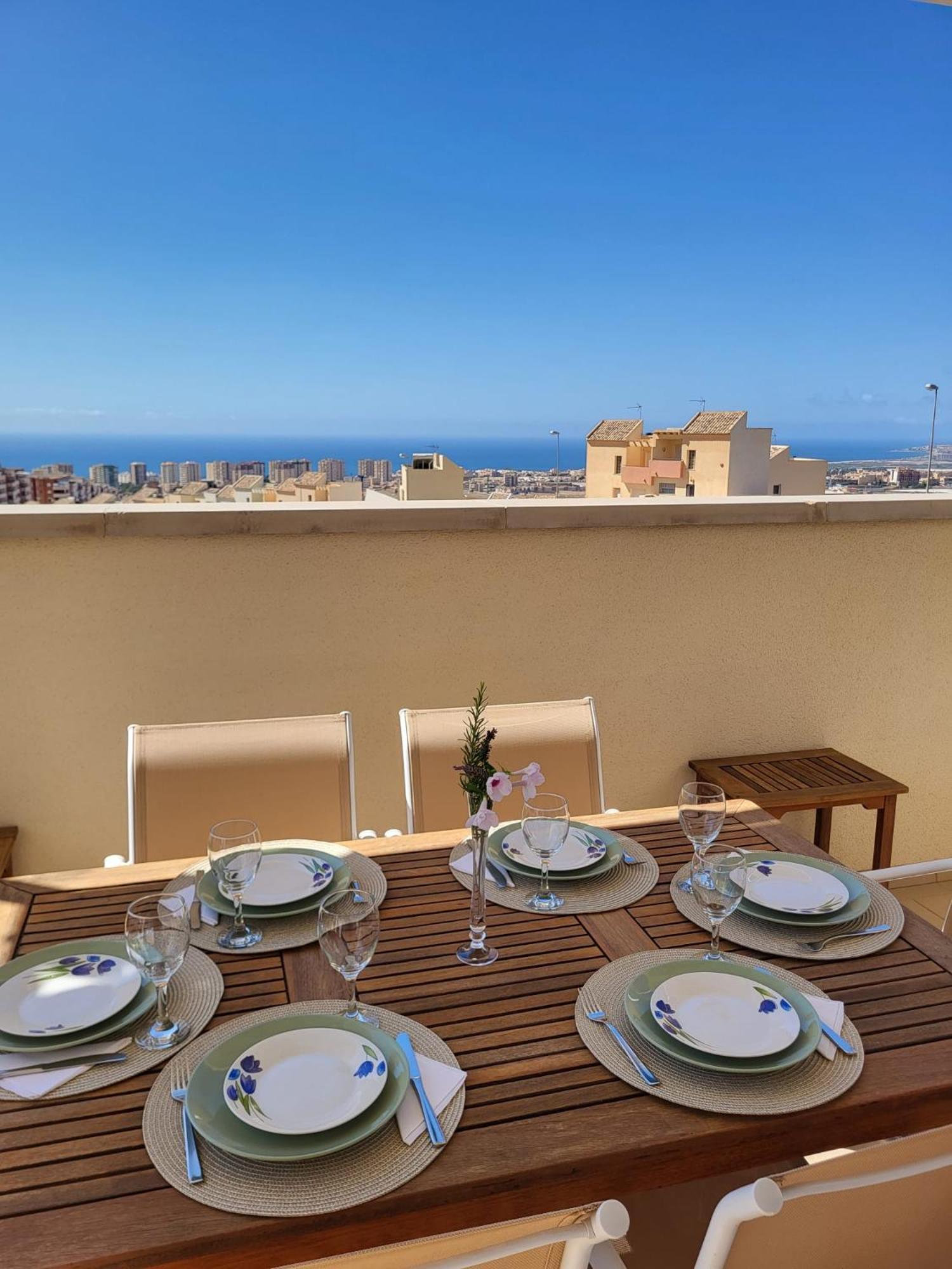 Bonita Vivienda Pareada Con Piscina Privada Сasa de vacaciones Roquetas de Mar