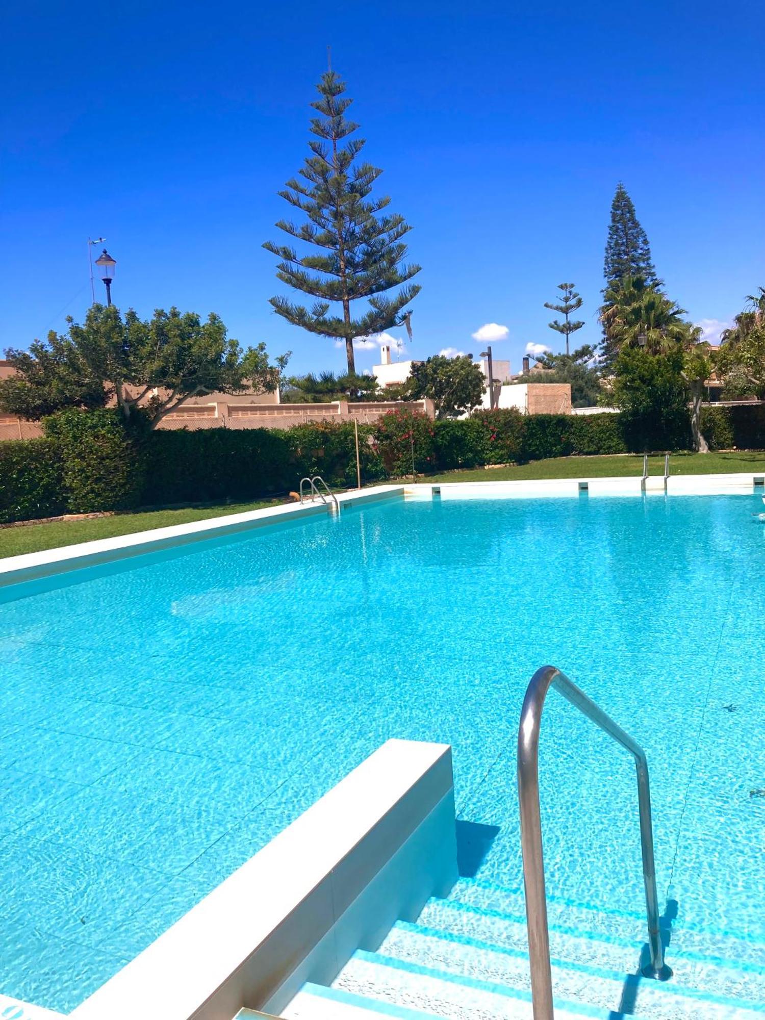 Apartamento Vive La Playa A 5 Min Con Vistas-piscina-aire Acondicionado-ventiladores De Techo-wifi-orientacion Sur