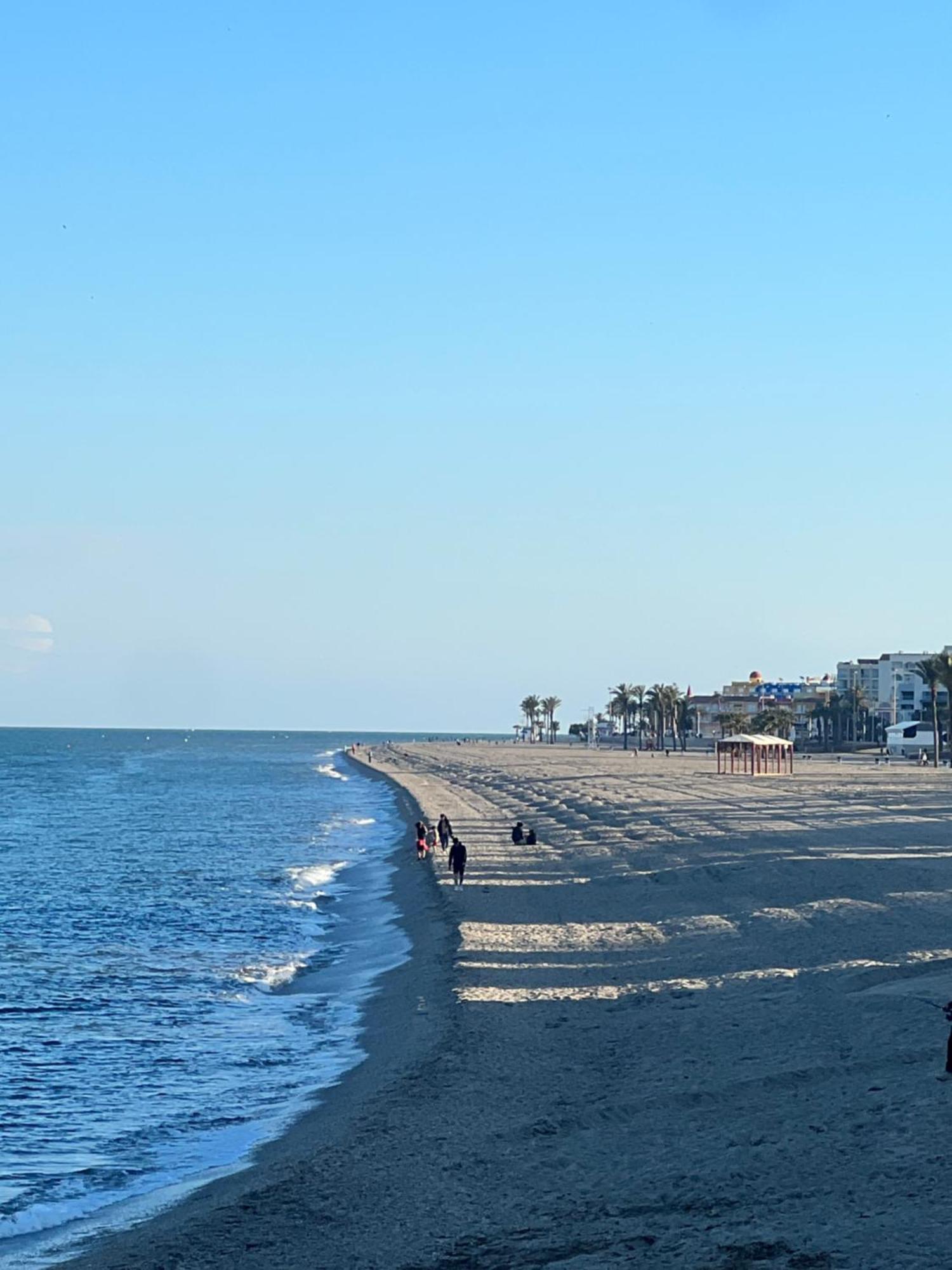 Apartamento En Primera Linea De Playa Roquetas de Mar