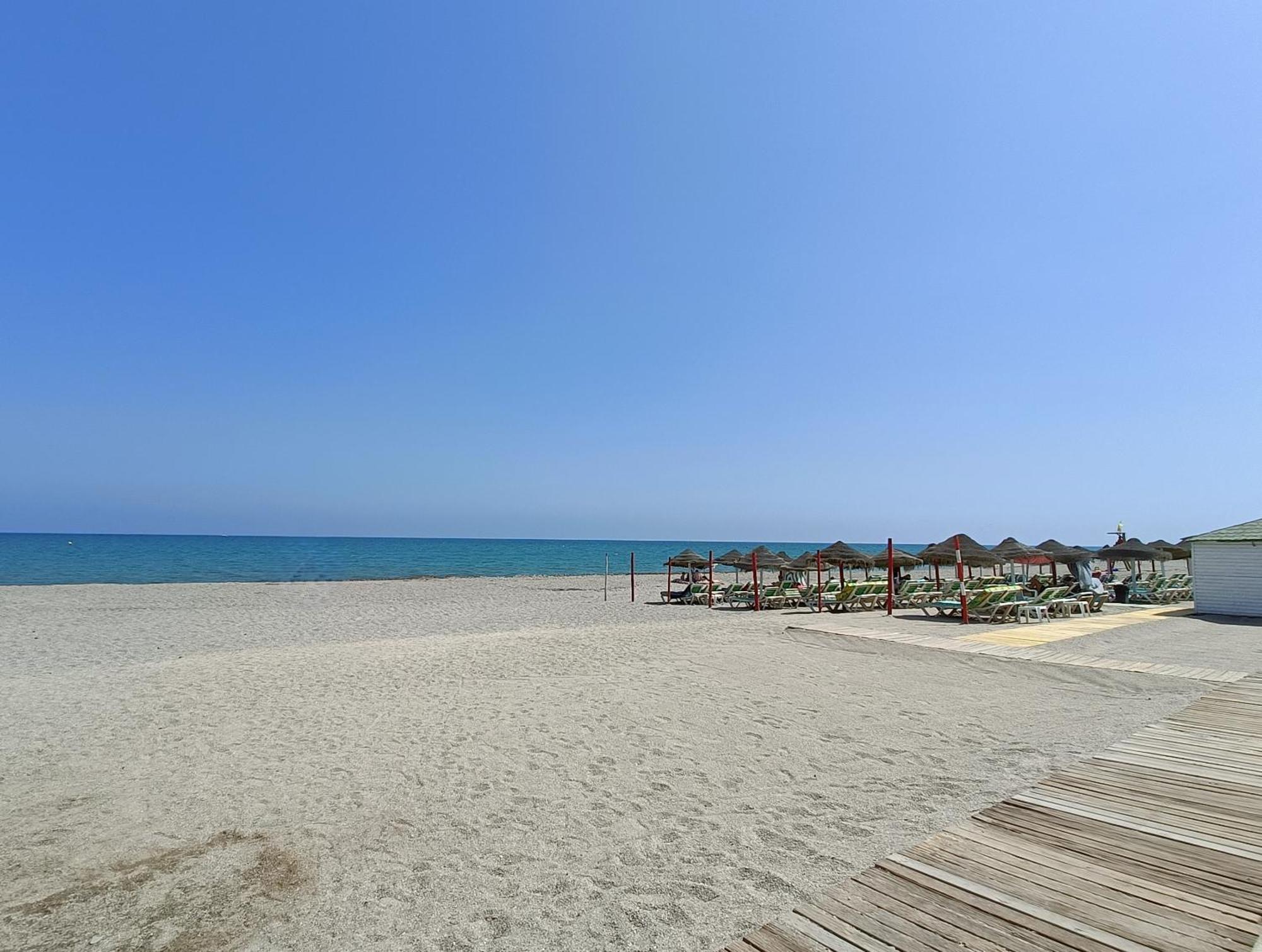 Apto Tropicana Con Salida Directa Al Mar Y Piscina Apartamento *