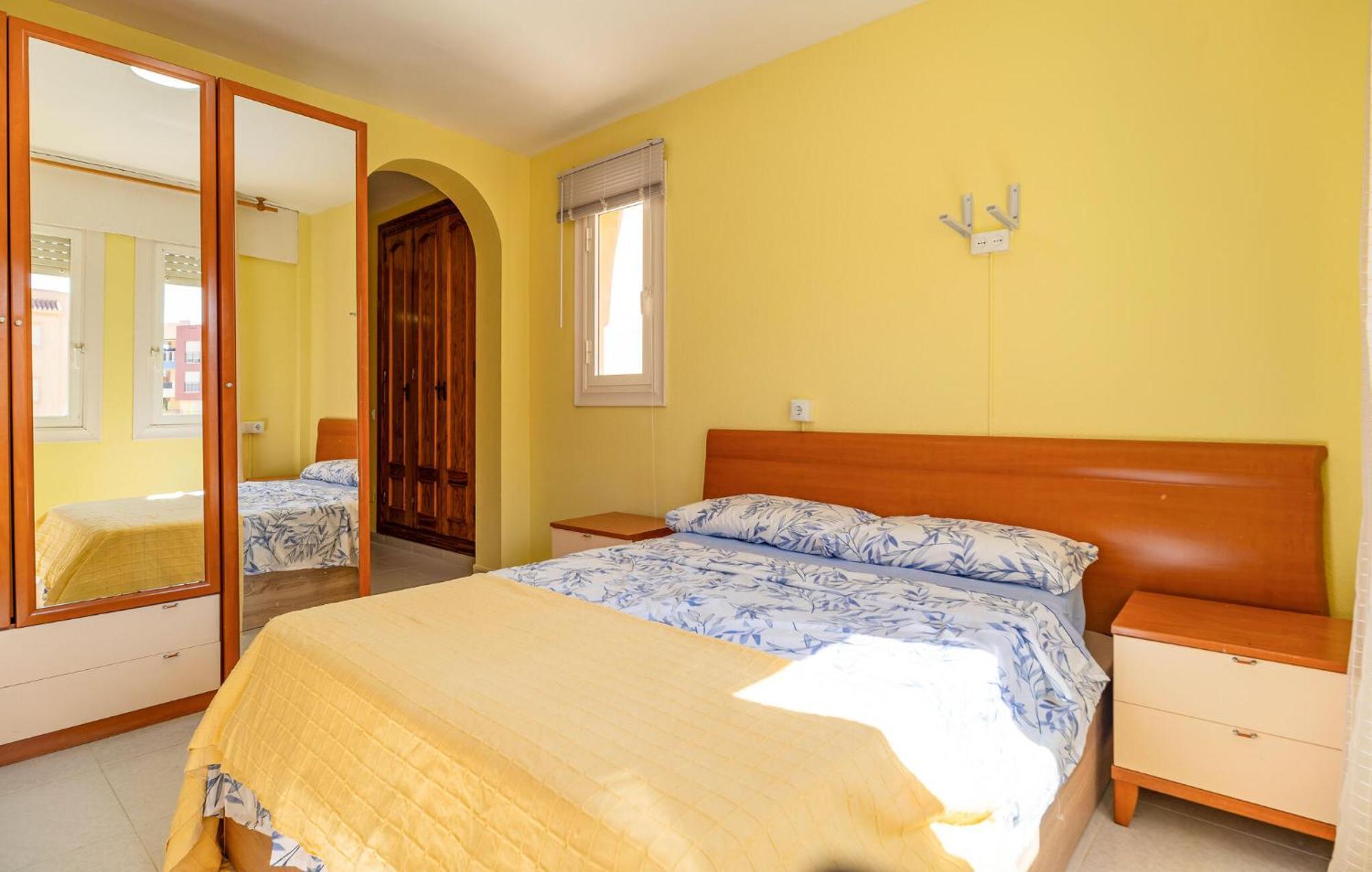 1 Bedroom In Roquetas de Mar