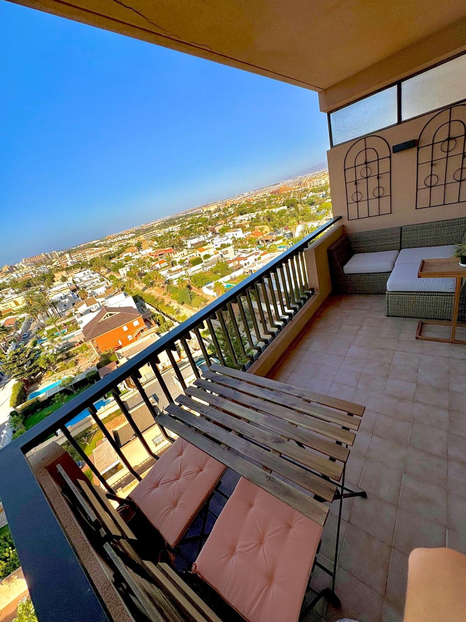 Vive La Playa A 5 Min Con Vistas-piscina-aire Acondicionado-ventiladores De Techo-wifi-orientacion Sur Apartamento