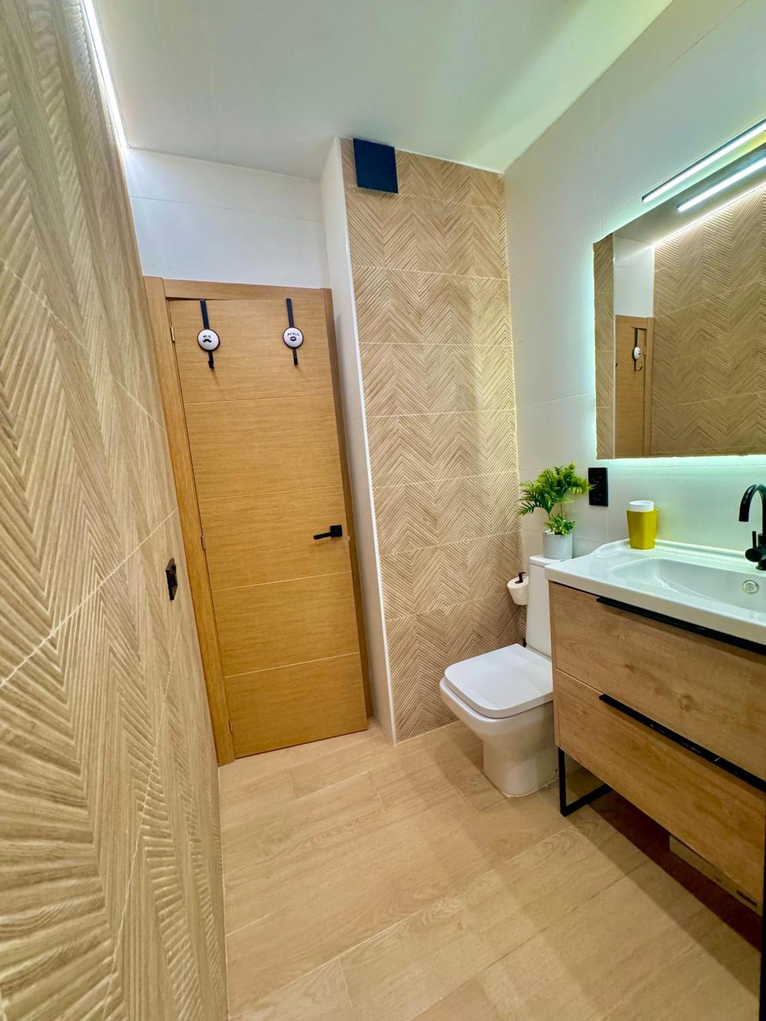 Vive La Playa A 5 Min Con Vistas-piscina-aire Acondicionado-ventiladores De Techo-wifi-orientacion Sur *