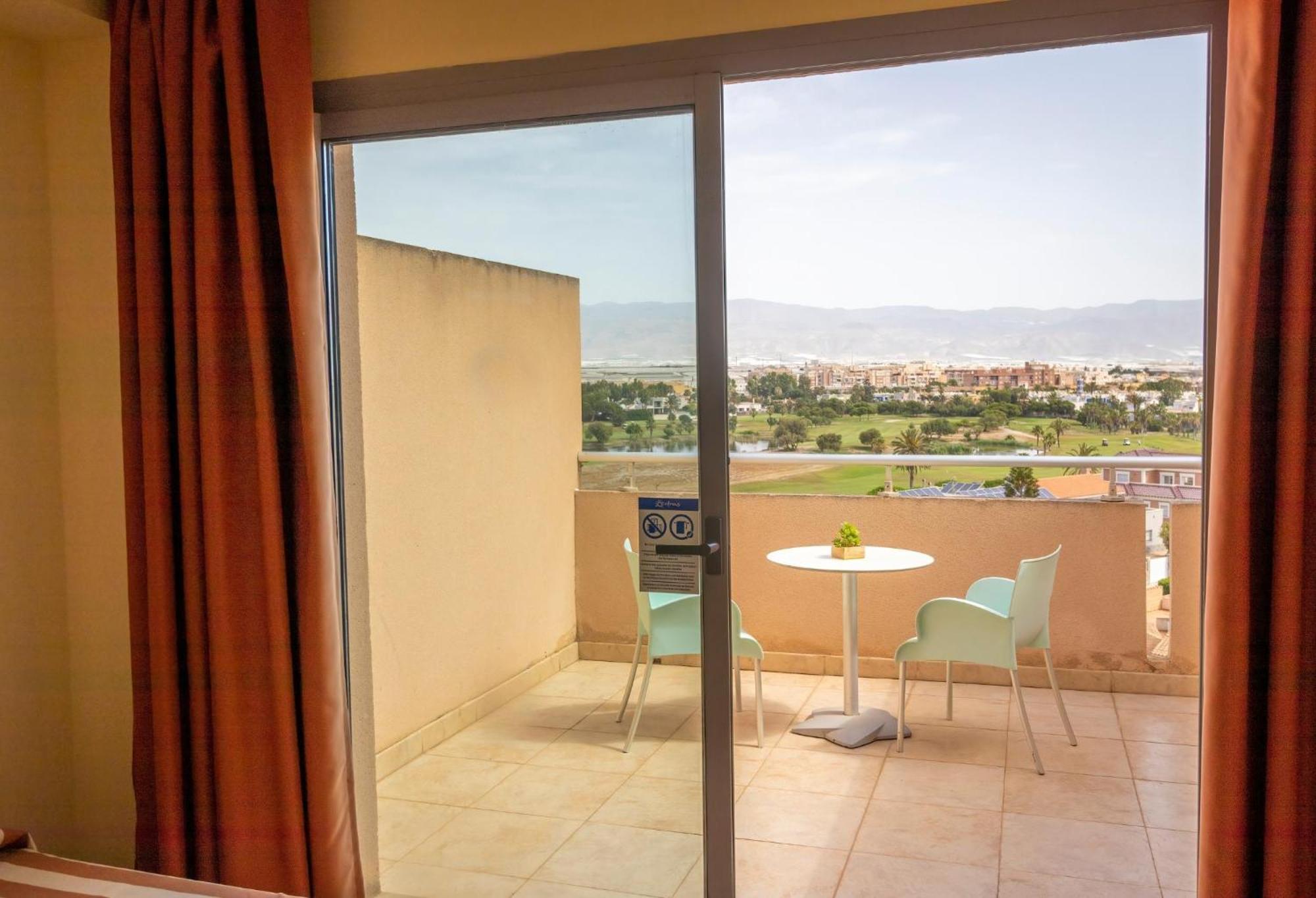 Fenix Family By Alegria Hotel Roquetas de Mar