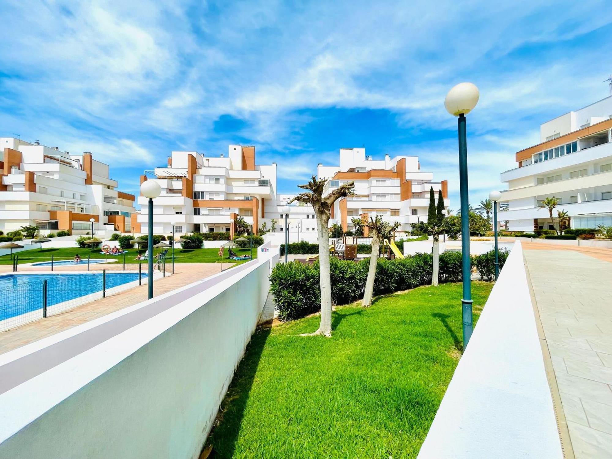 Apartamento With Shared Pool Roquetas de Mar