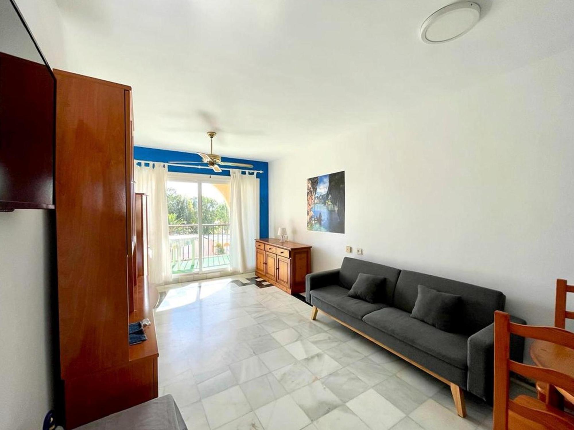 Beautiful In With Shared Pool Apartamento Roquetas de Mar