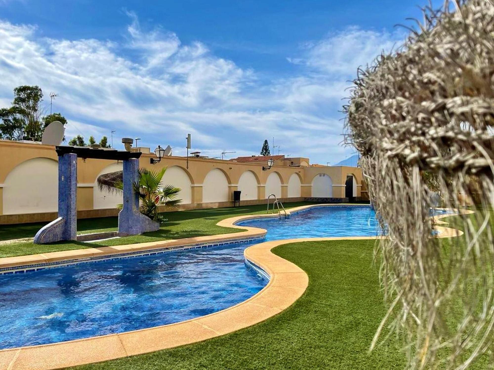Beautiful In With Shared Pool