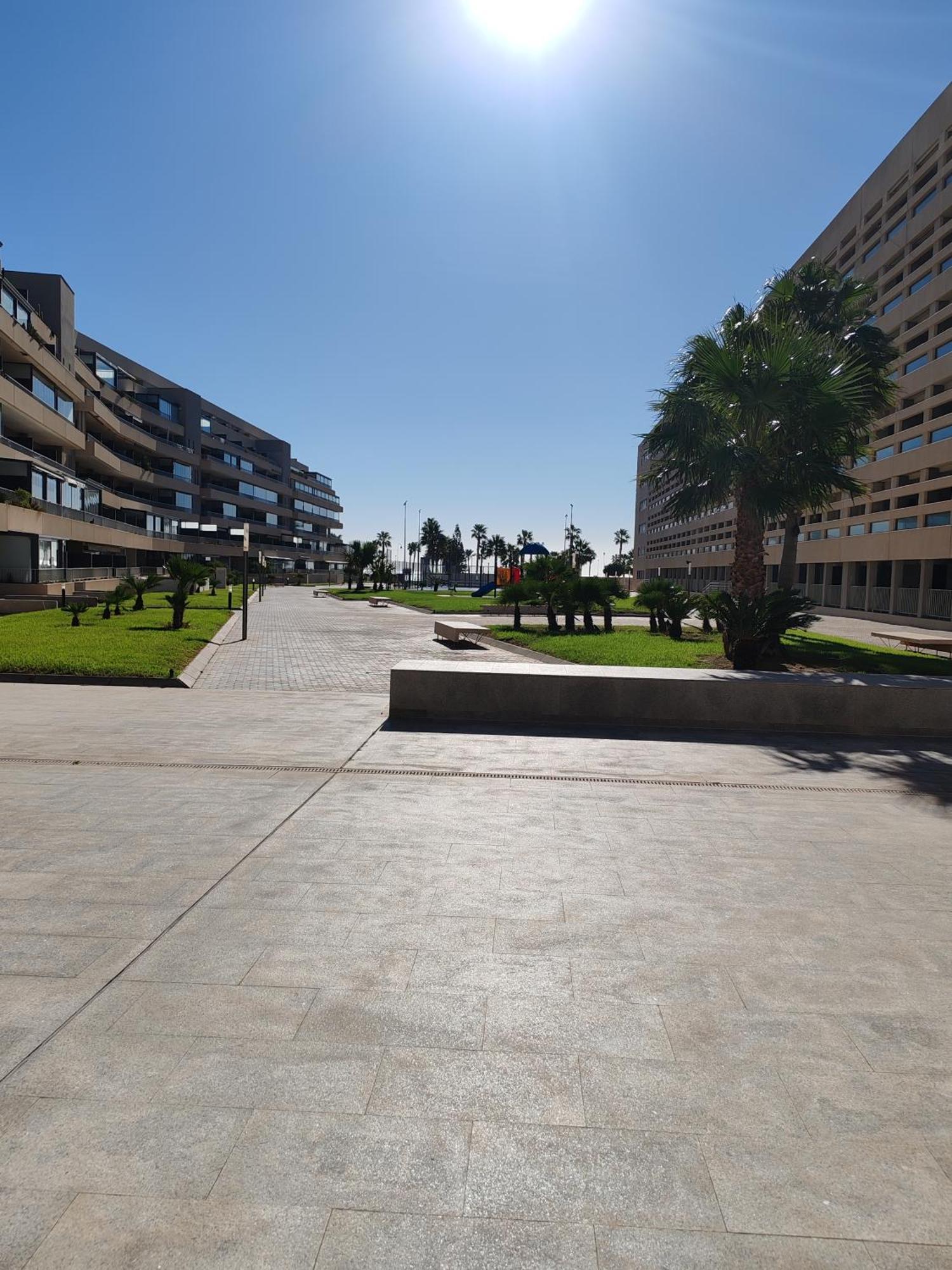 Sybarix Beach: 1ª Linea De Playa Roquetas de Mar