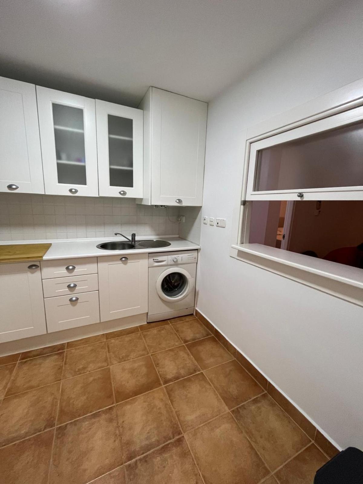 Romana Golf Urbanizacion Con Wifi, Amplia Terraza, Piscinas, Paddel Apartamento *
