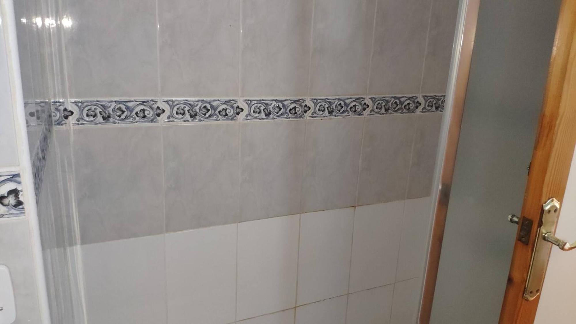 Lovely 2 Bedroom With Pool