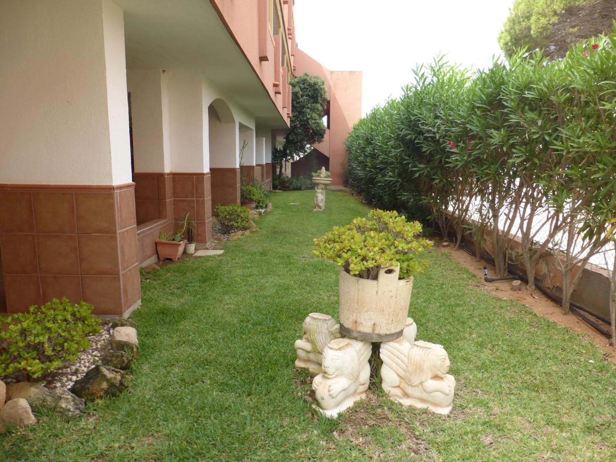 Apartamento Lovely At 150 Meters From The *