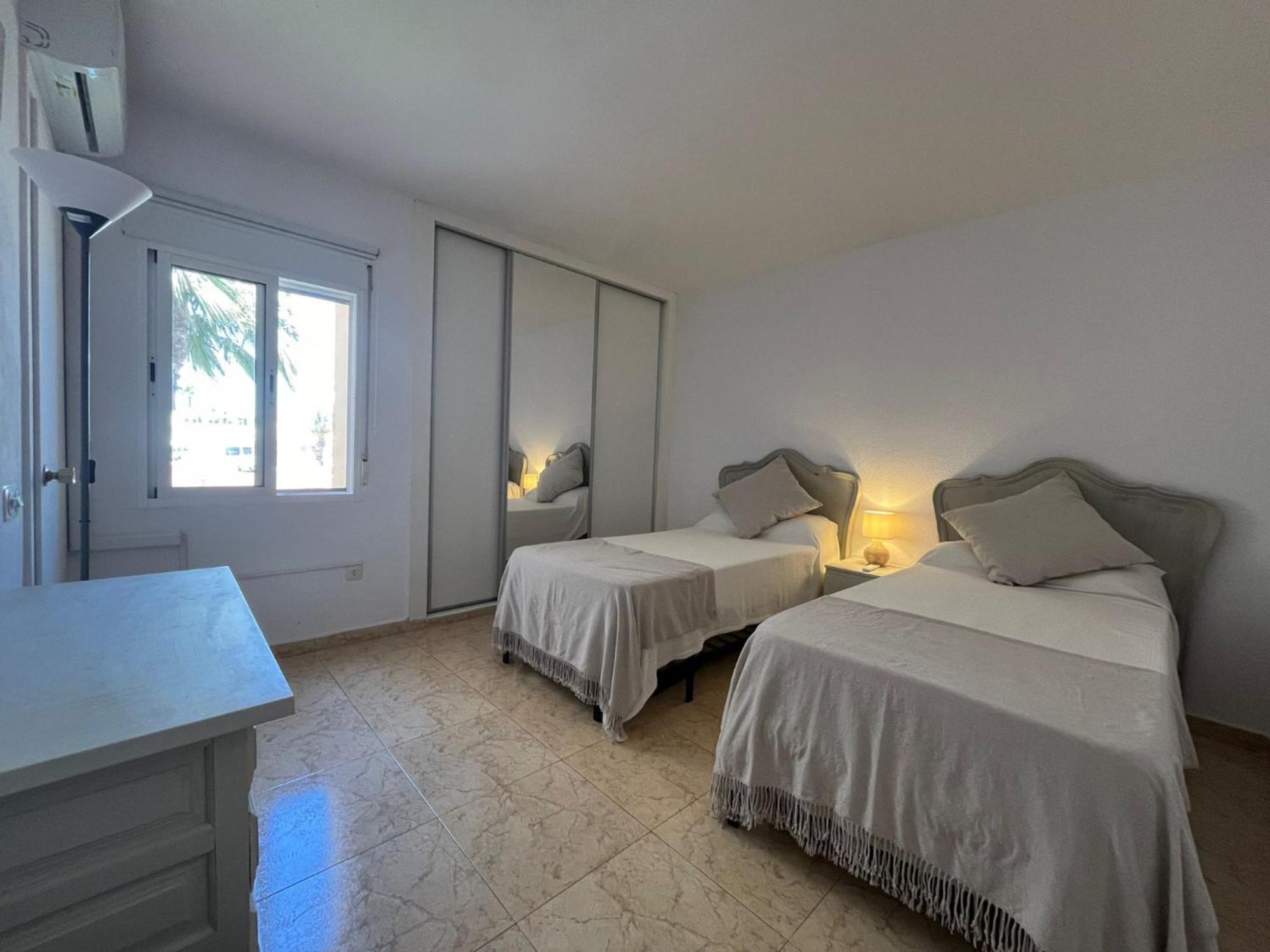 Apartamento Lovely 2 Bedroom At 100 Meters From The *