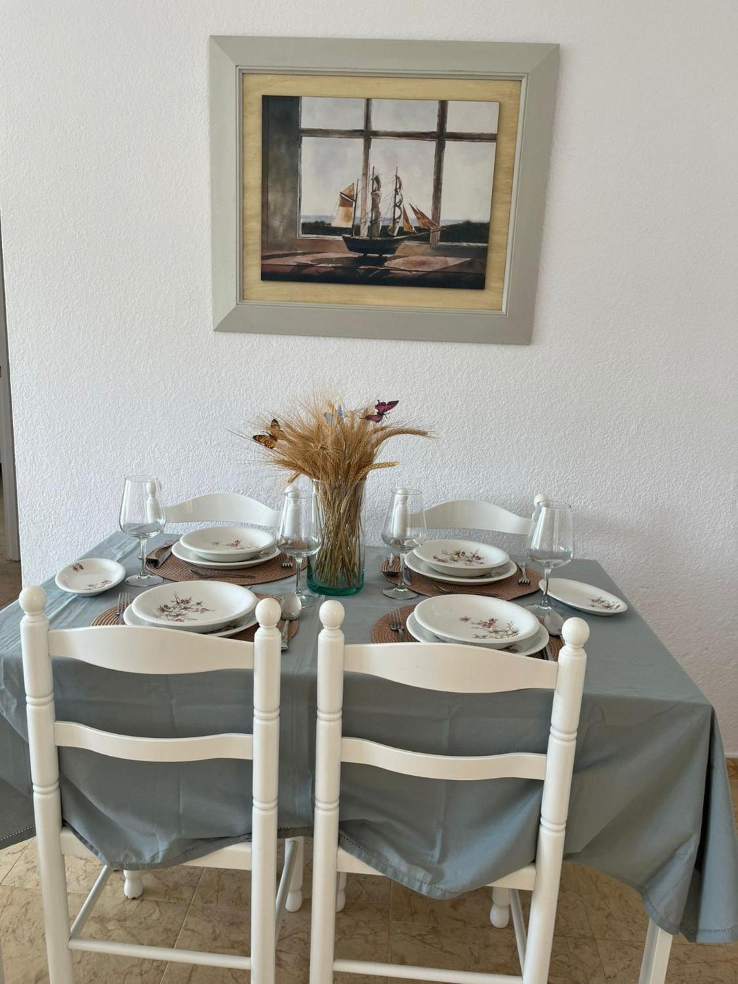 Lovely 2 Bedroom At 100 Meters From The Apartamento Roquetas de Mar