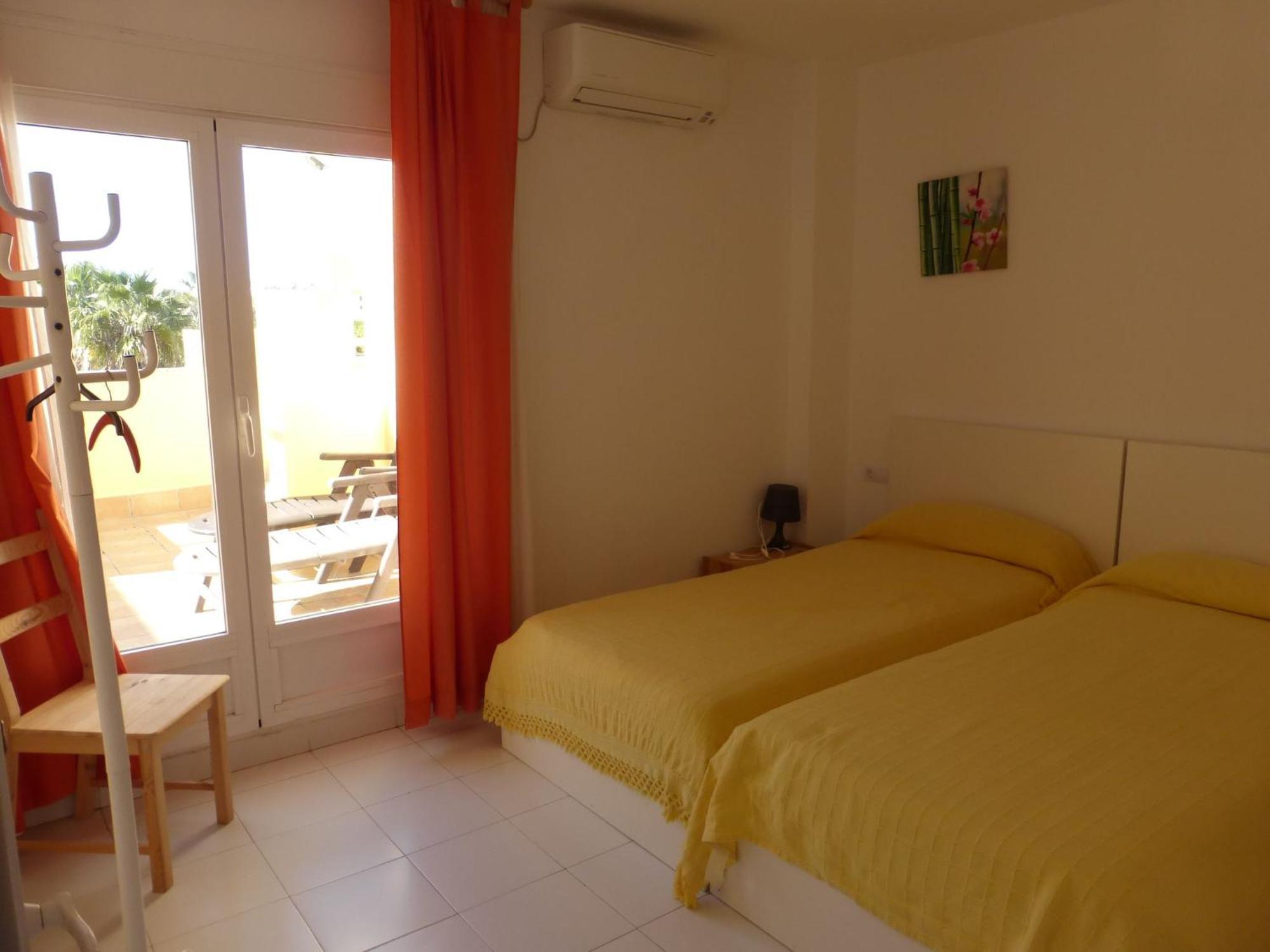 Beautiful 2 Bedroom, 2 Bathroom * Roquetas de Mar