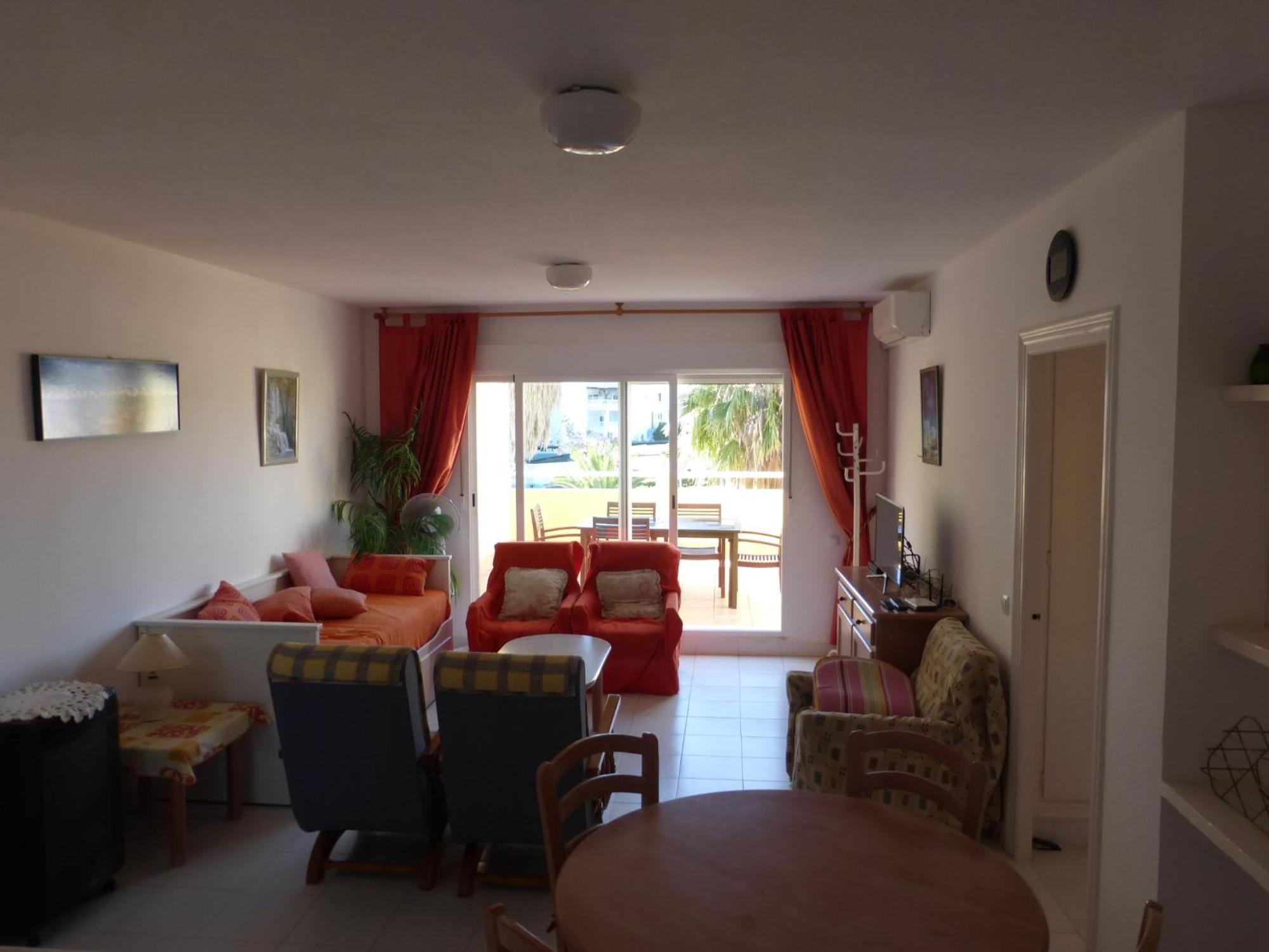 Beautiful 2 Bedroom, 2 Bathroom Roquetas de Mar