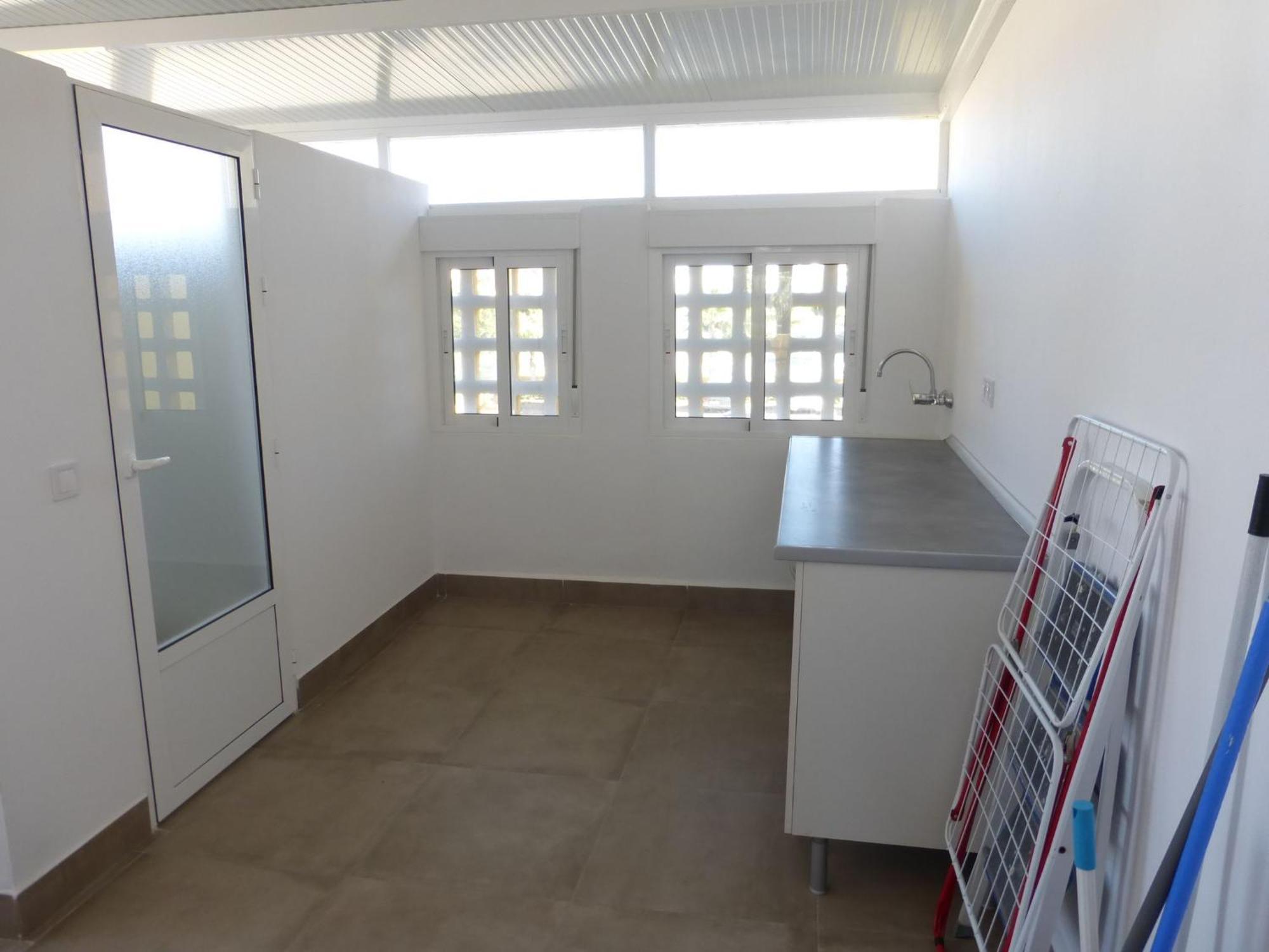 Beautiful 2 Bedroom, 2 Bathroom Apartamento Roquetas de Mar