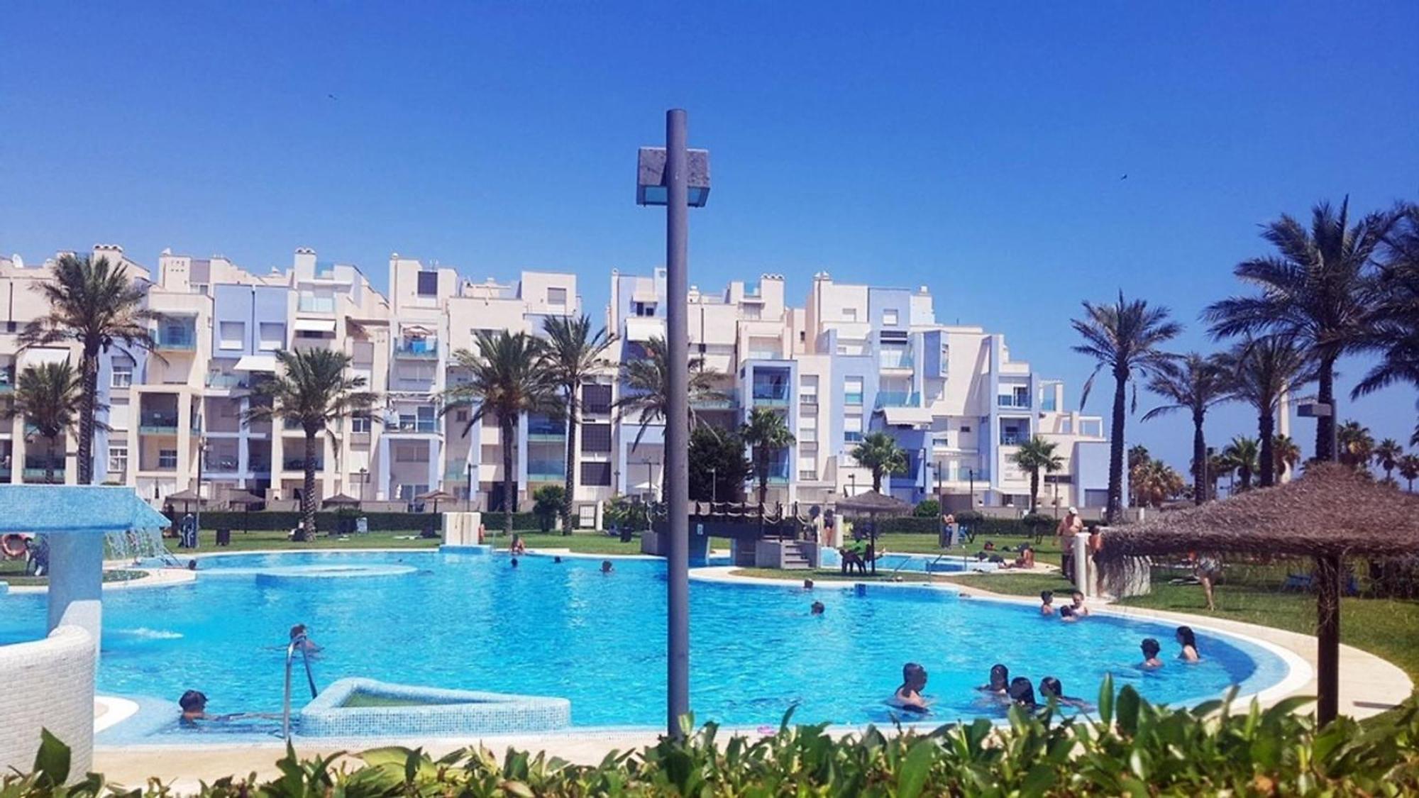 Beautiful 2 Bedroom Penthouse Apartamento *