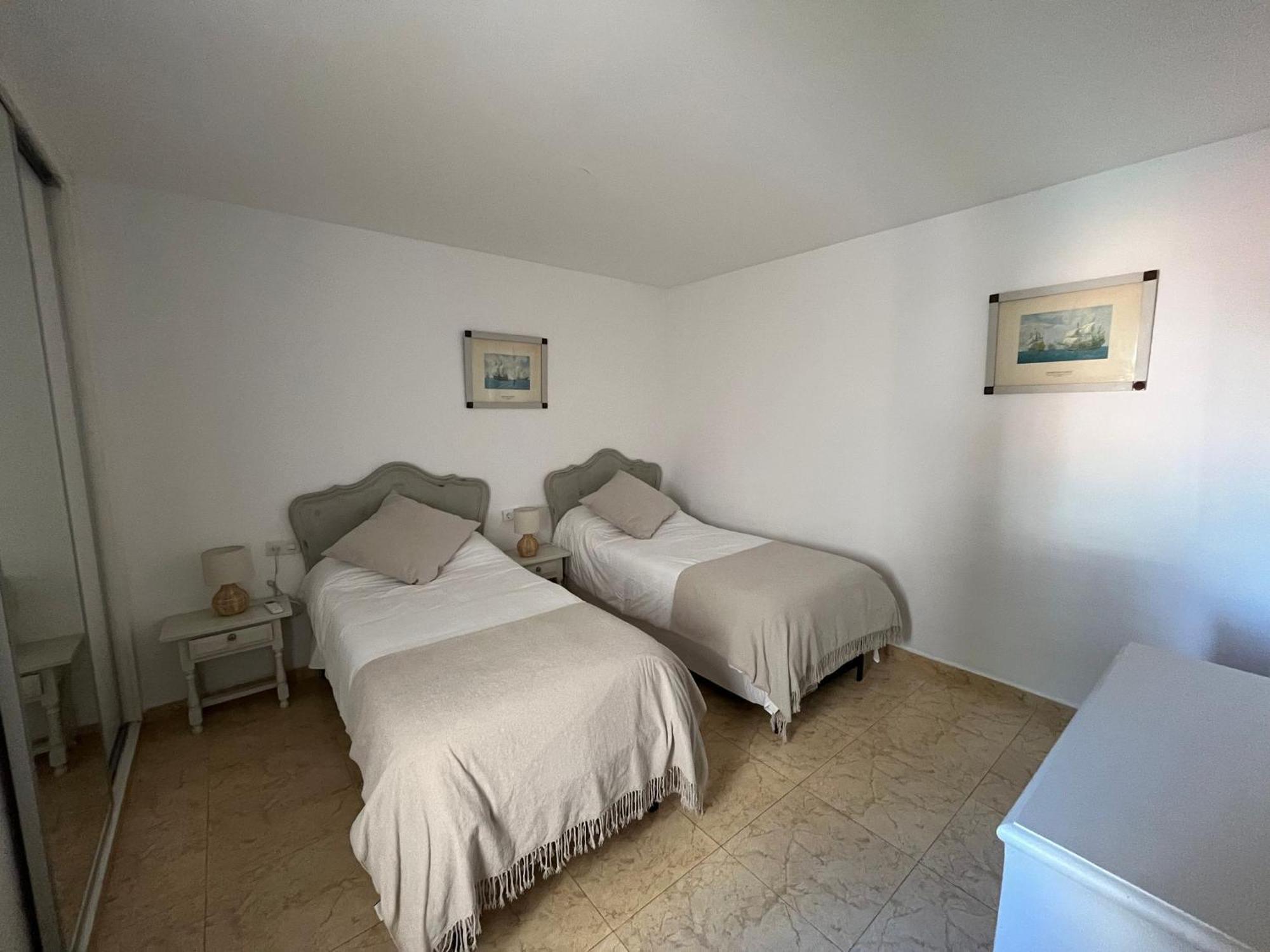Lovely 2 Bedroom At 100 Meters From The Apartamento Roquetas de Mar