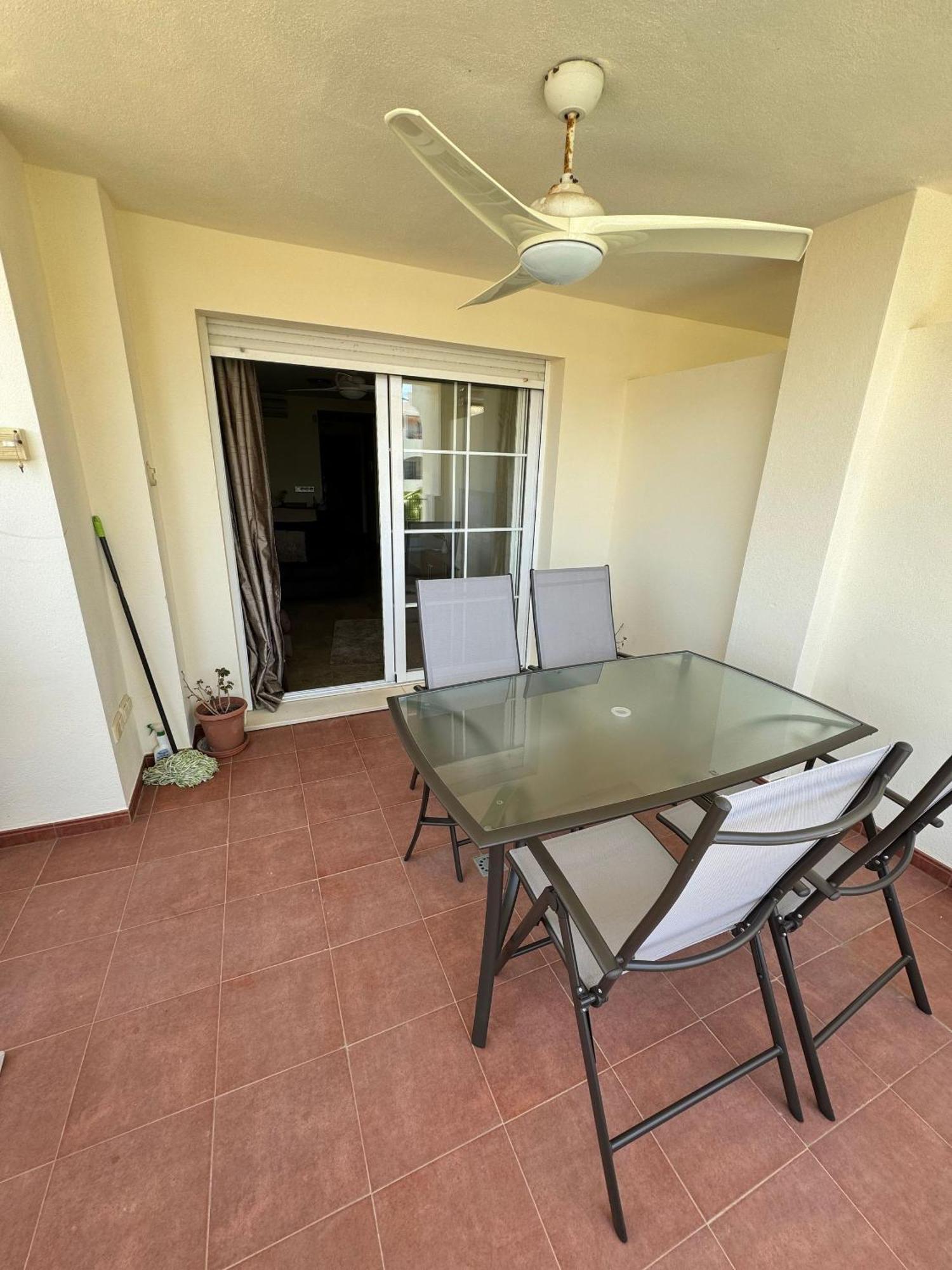 Beautiful 2 Bedroom 2 Bathroom With Several Pools *