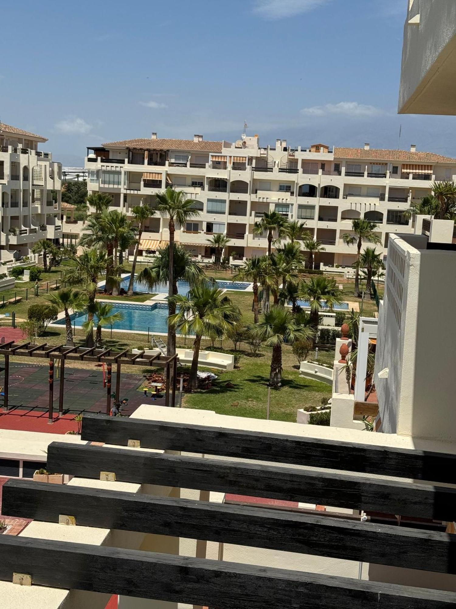 Beautiful 2 Bedroom 2 Bathroom With Several Pools Apartamento Roquetas de Mar