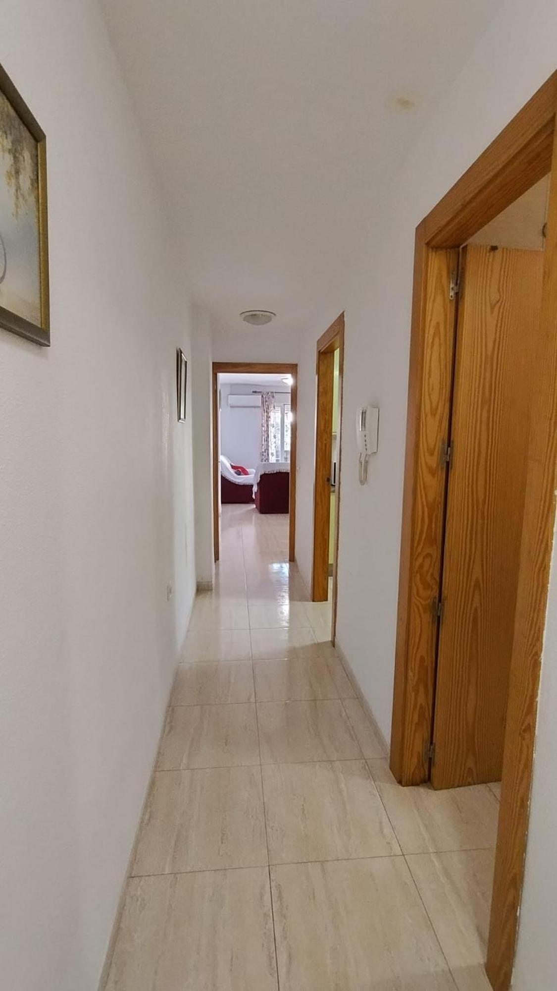 Centro Roquetas. 5 Minutos De La Playa En Coche. Apartamento